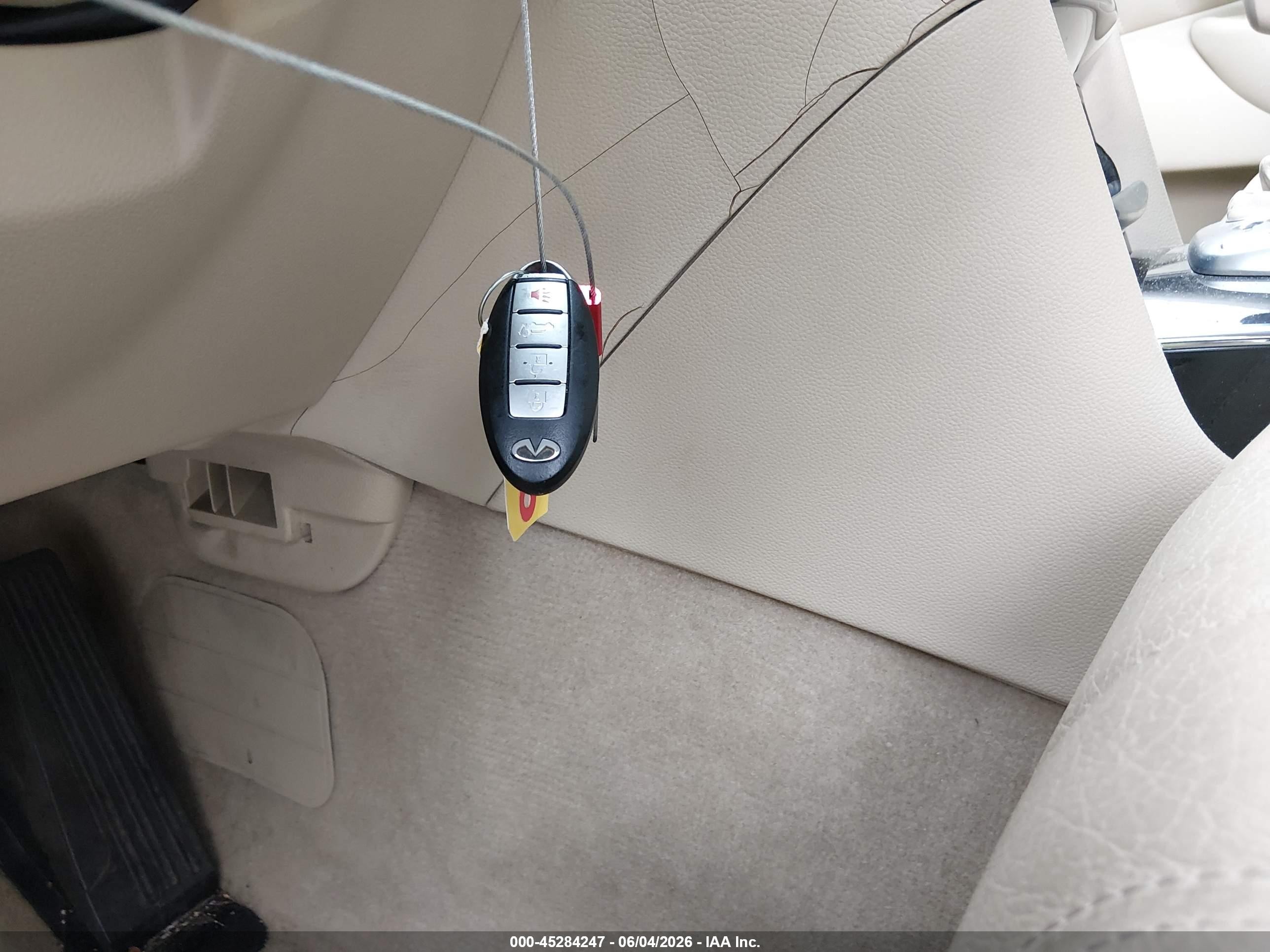 2012 Infiniti Fx35   Белый vin: JN8AS1MU7CM120154