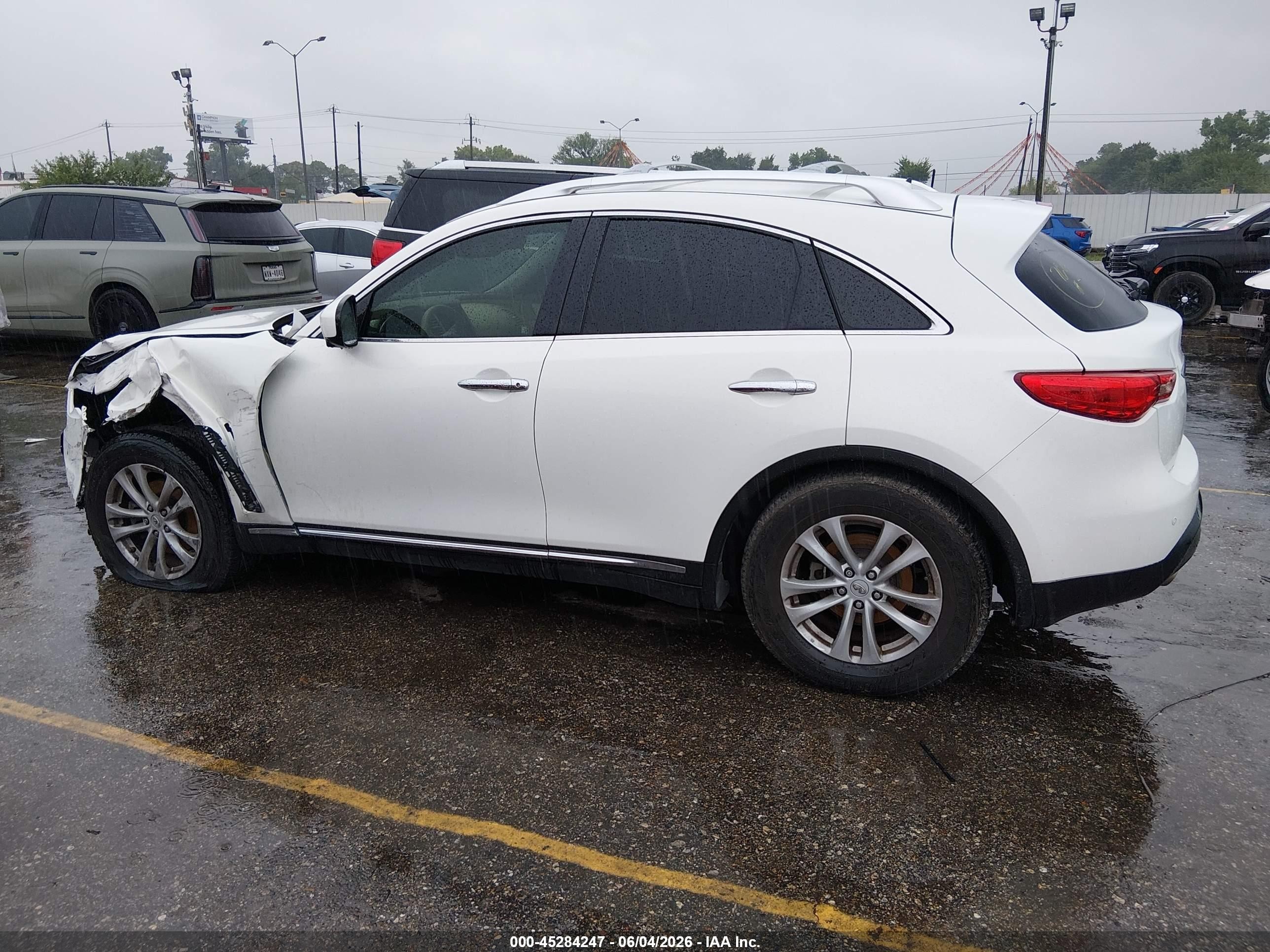 2012 Infiniti Fx35   Белый vin: JN8AS1MU7CM120154