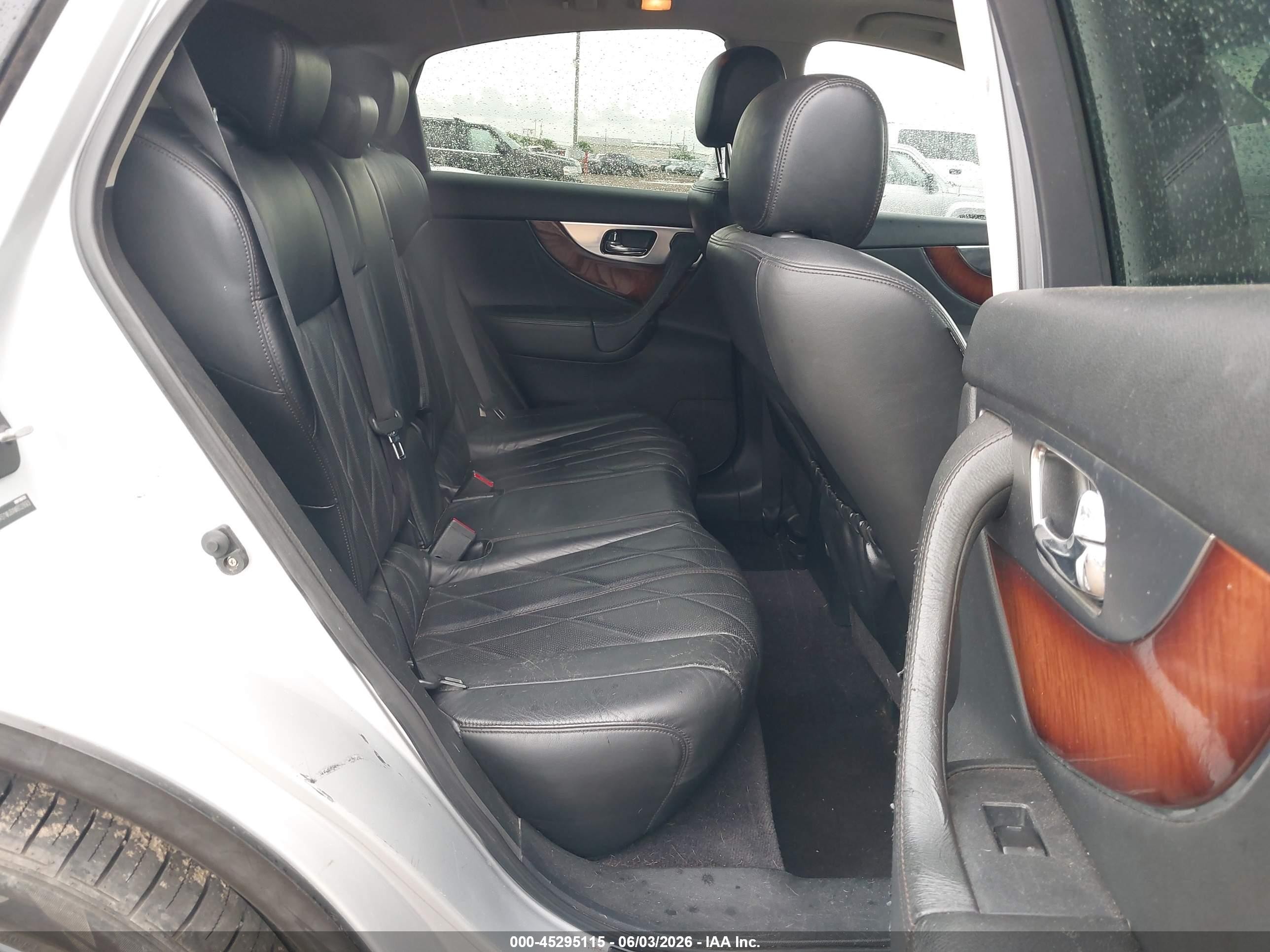 2010 Infiniti Fx35 Silver vin: JN8AS1MU8AM802893