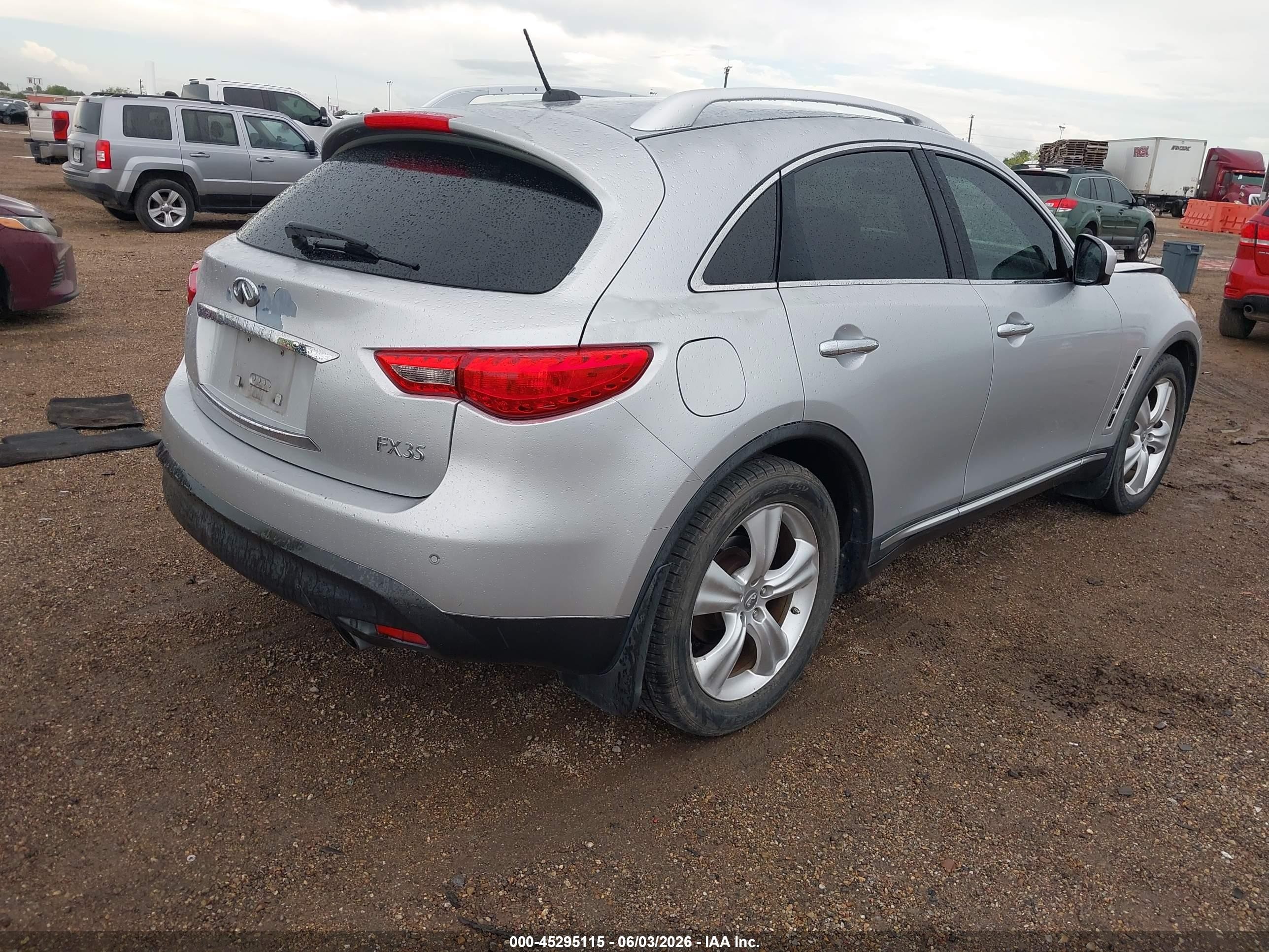 2010 Infiniti Fx35 Silver vin: JN8AS1MU8AM802893
