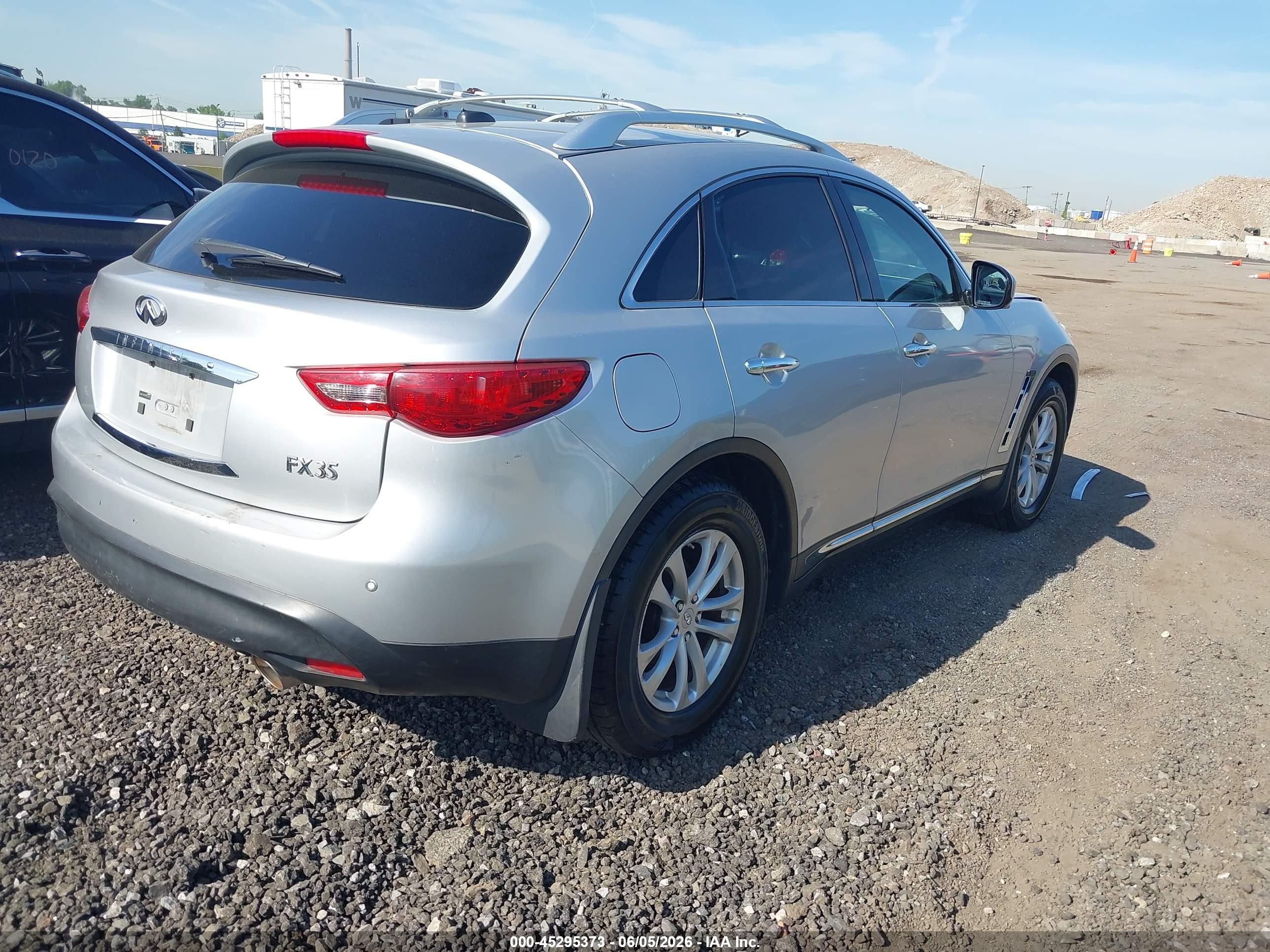 2011 Infiniti Fx35   Silver vin: JN8AS1MW1BM733631