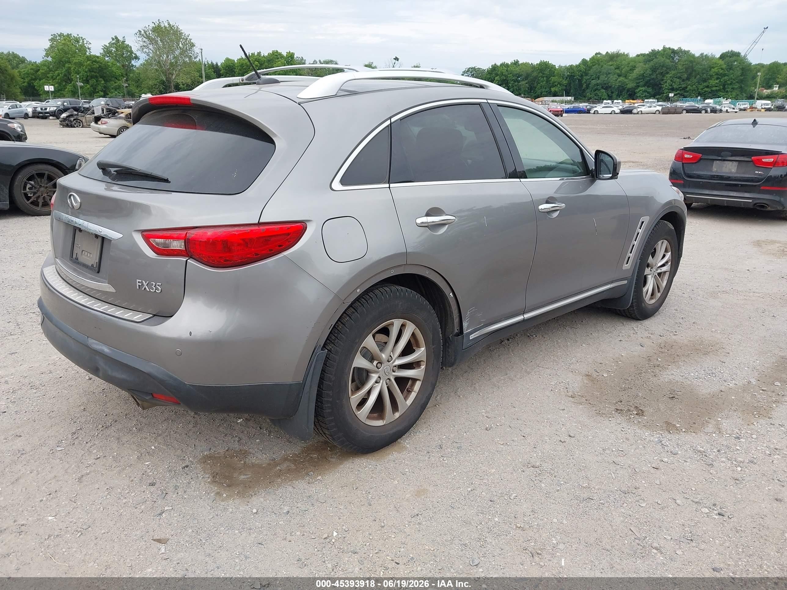 2011 Infiniti Fx35   Beige vin: JN8AS1MW2BM141445