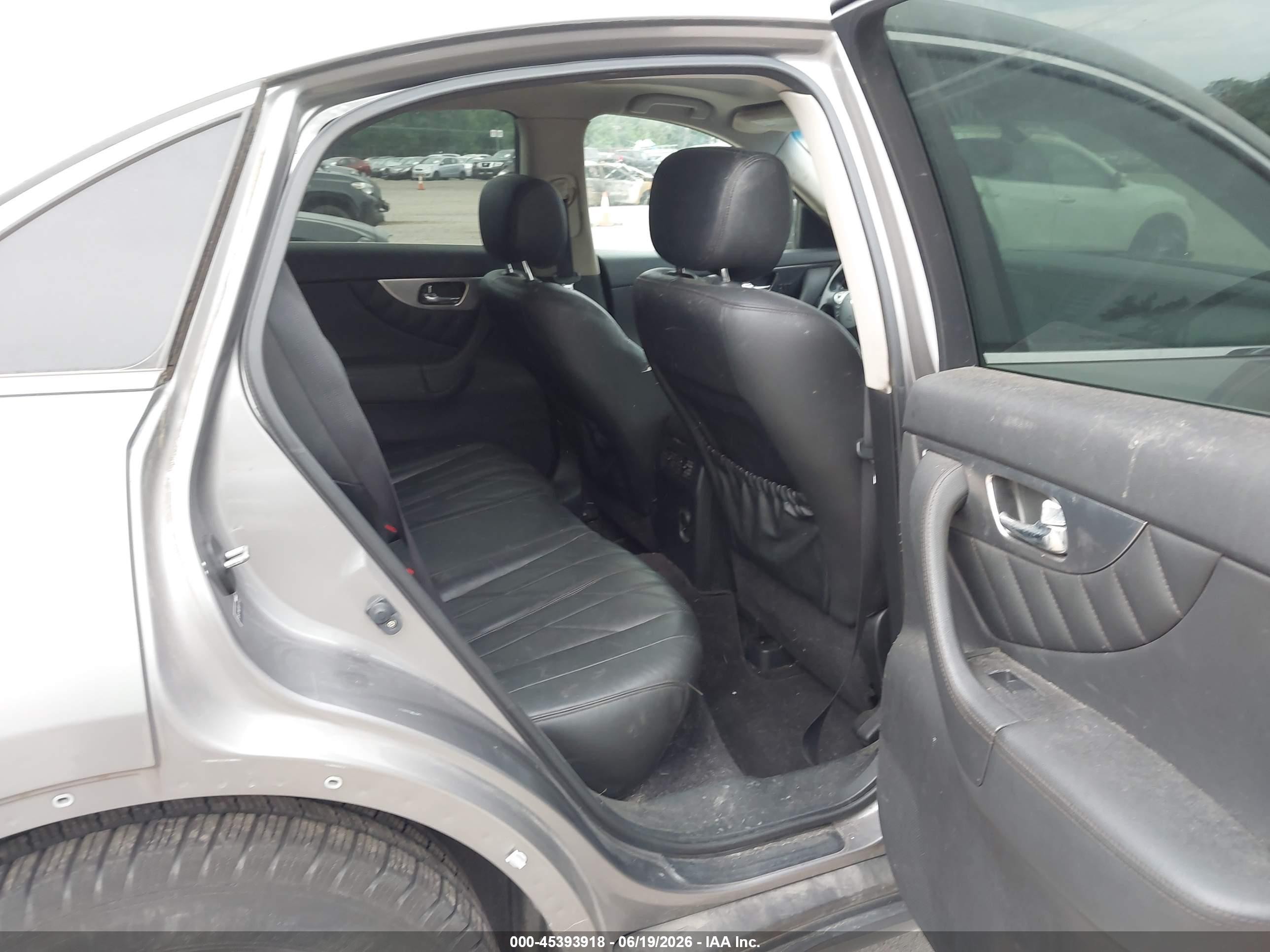 2011 Infiniti Fx35   Beige vin: JN8AS1MW2BM141445
