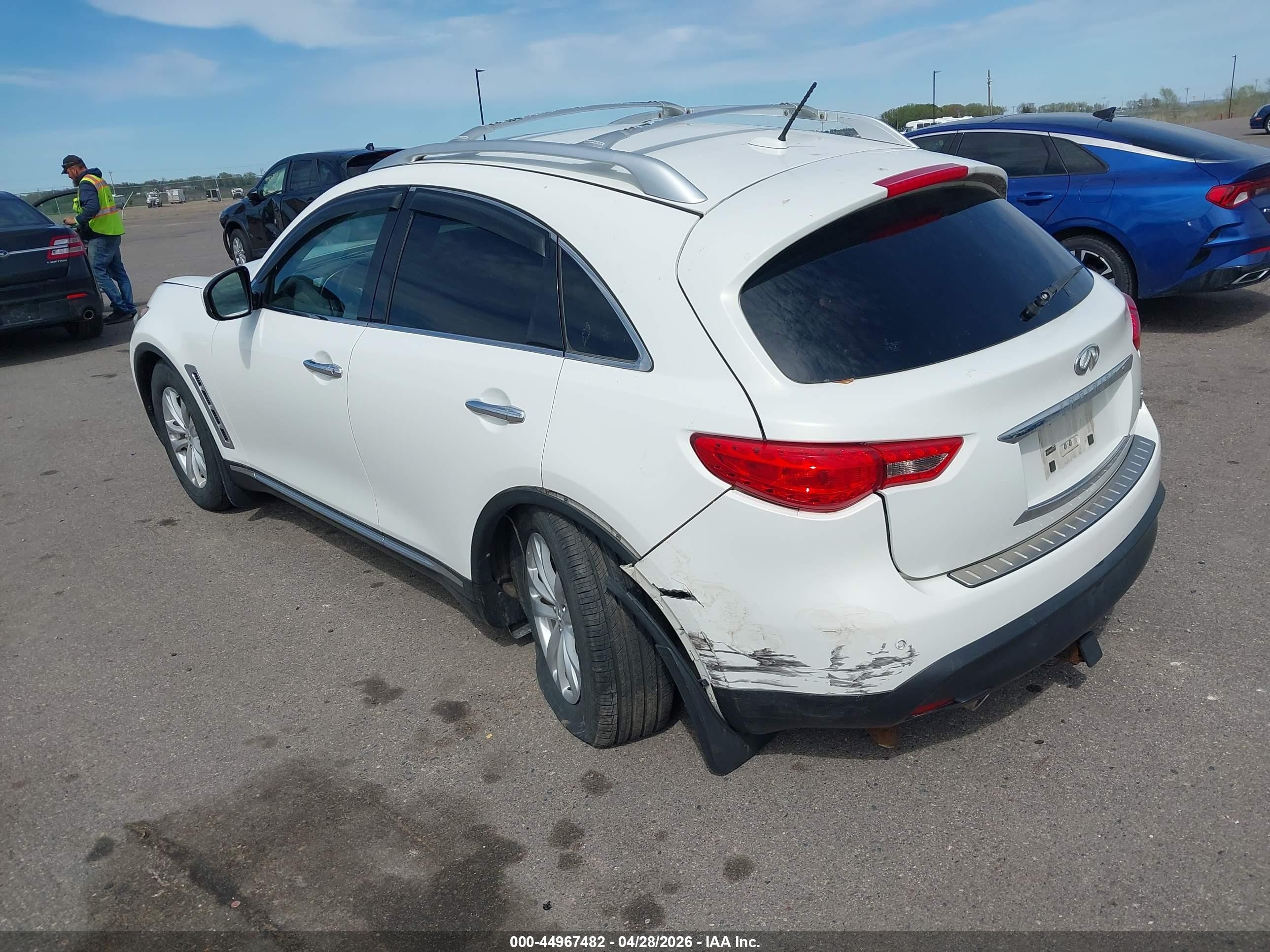 2012 Infiniti Fx35   White vin: JN8AS1MW5CM154854