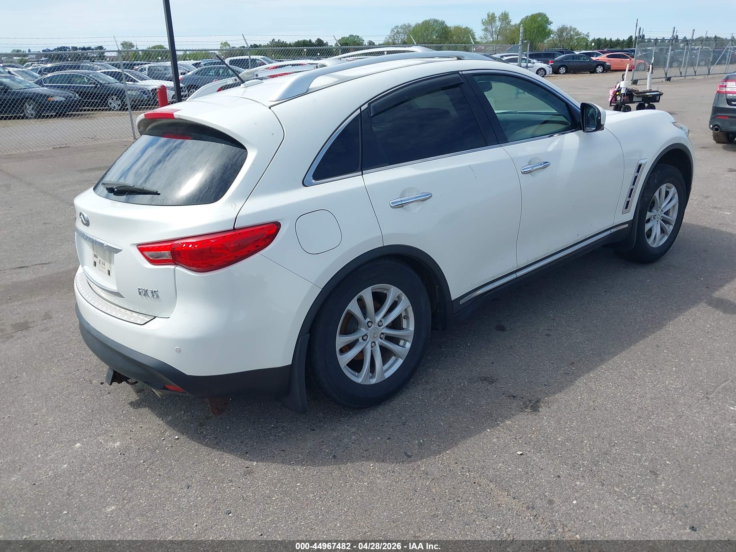 2012 Infiniti Fx35   White vin: JN8AS1MW5CM154854