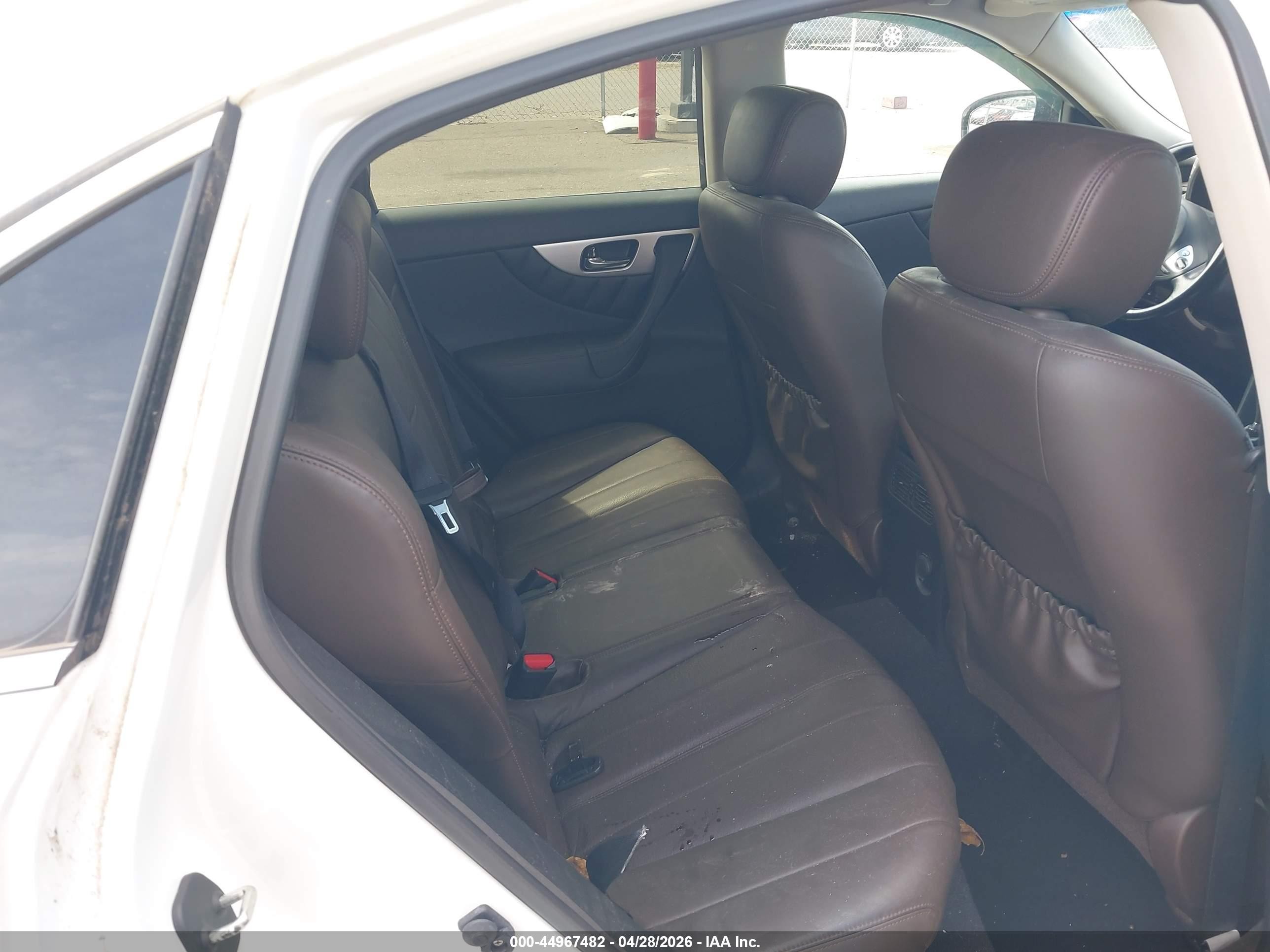 2012 Infiniti Fx35   White vin: JN8AS1MW5CM154854