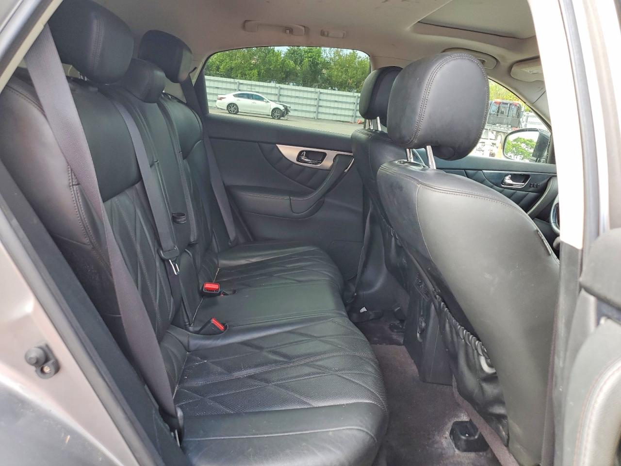 2010 Infiniti Fx35 Base Silver vin: JN8AS1MW7AM852461