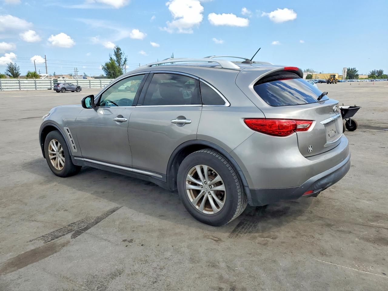 2010 Infiniti Fx35 Base Silver vin: JN8AS1MW7AM852461