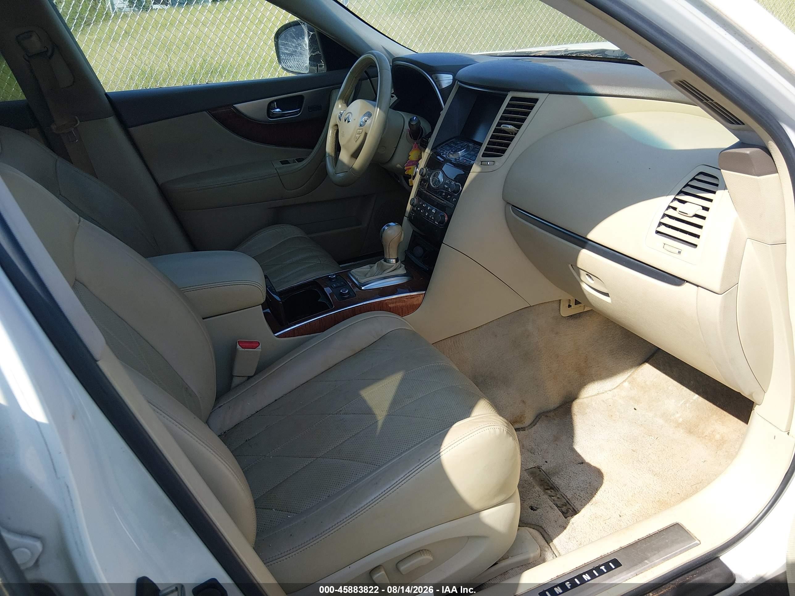 2012 Infiniti Fx35   White vin: JN8AS1MW7CM154936