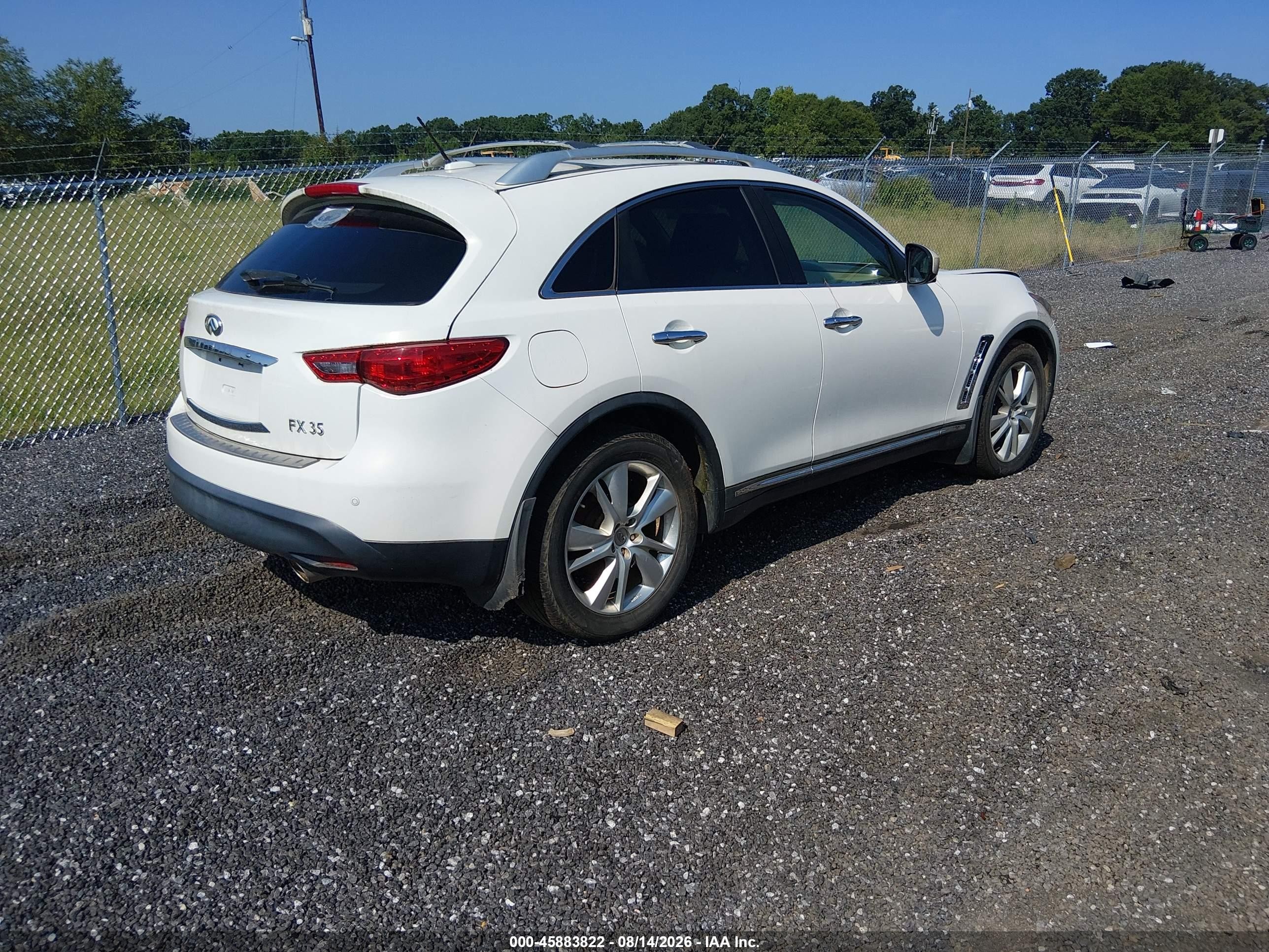 2012 Infiniti Fx35   White vin: JN8AS1MW7CM154936