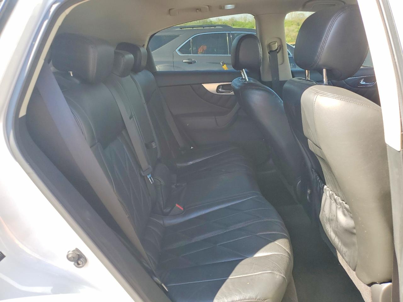 2010 Infiniti Fx35 Base White vin: JN8AS1MW8AM851111