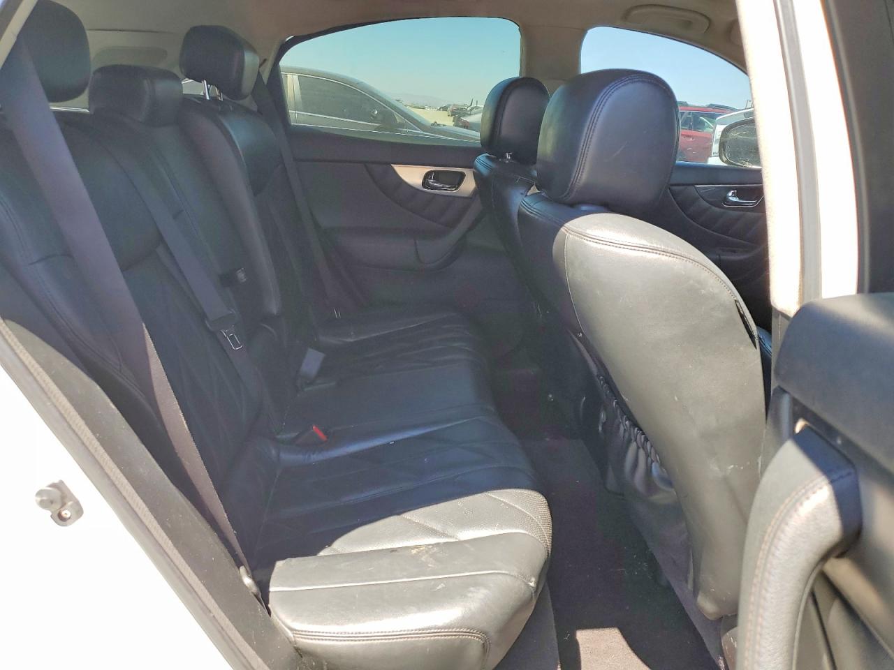 2010 Infiniti Fx35 Base White vin: JN8AS1MW8AM855904