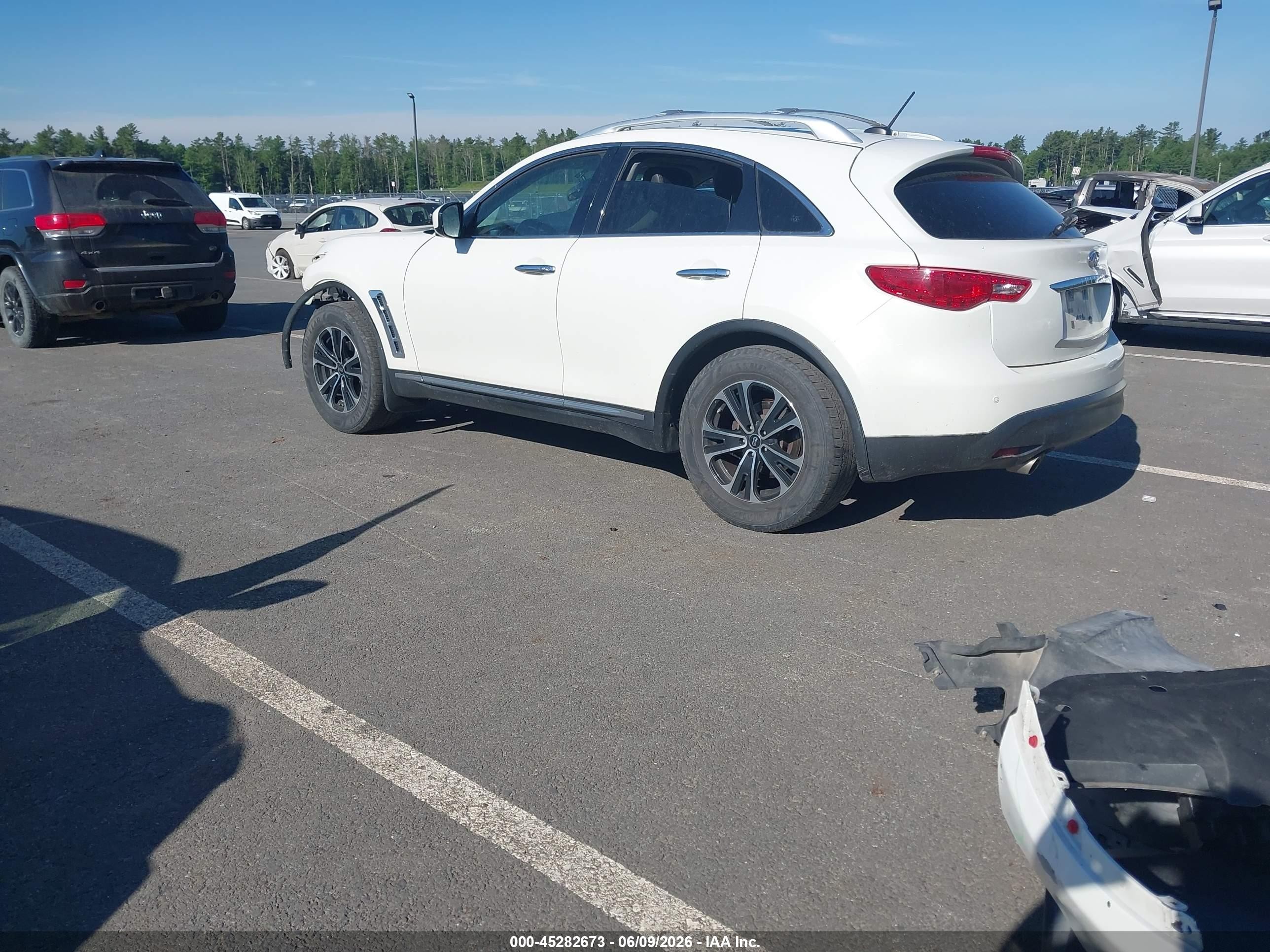 2011 Infiniti Fx35   Белый vin: JN8AS1MWXBM731361