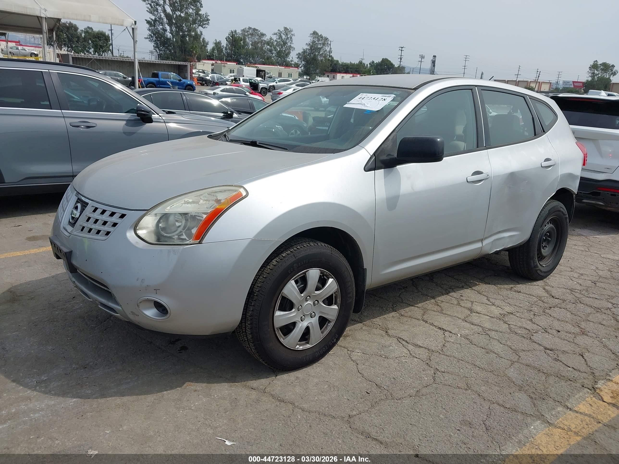 2008 Nissan Rogue S Silver vin: JN8AS58T48W302625