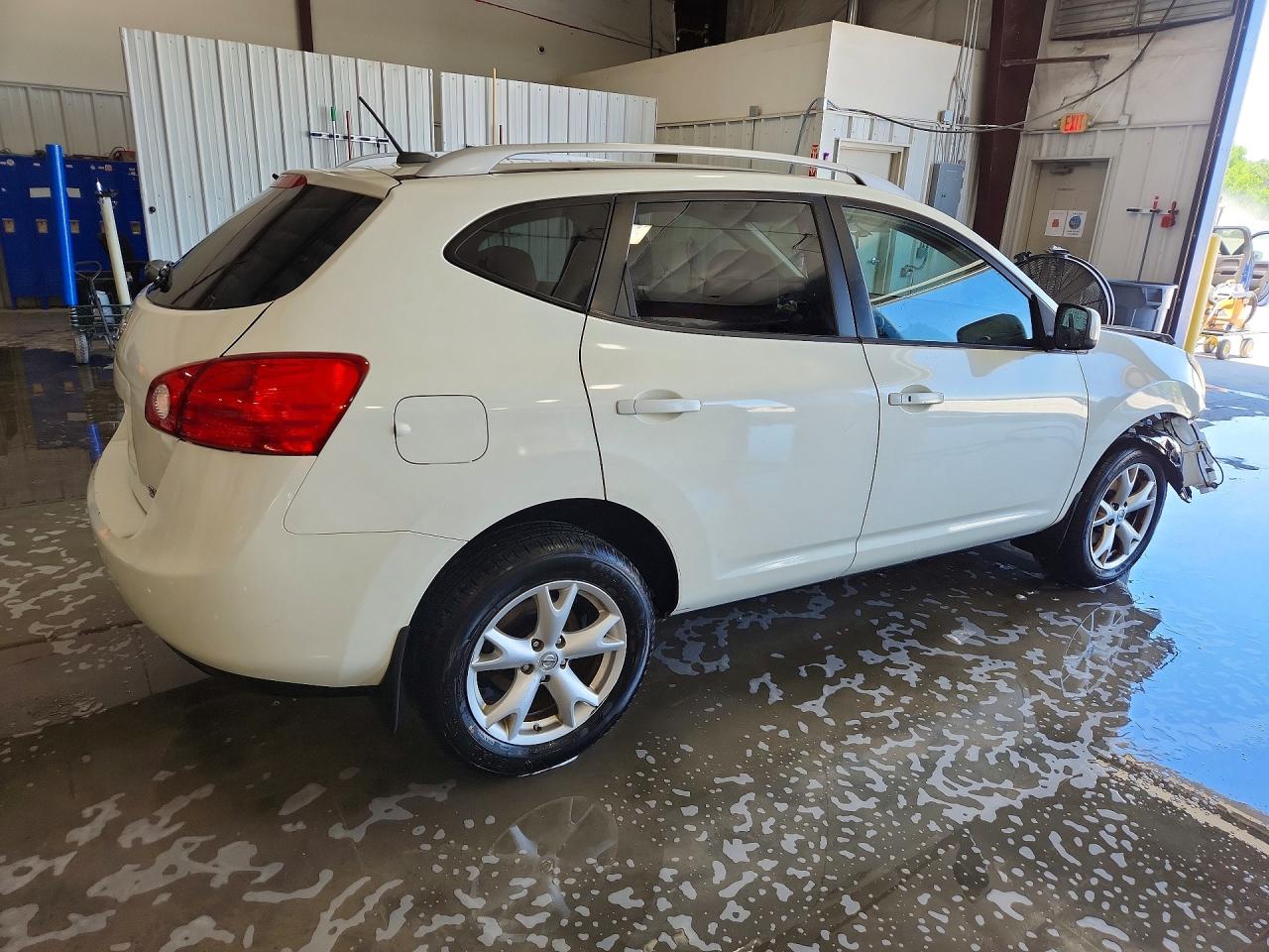 2009 Nissan Rogue S White vin: JN8AS58T59W050238
