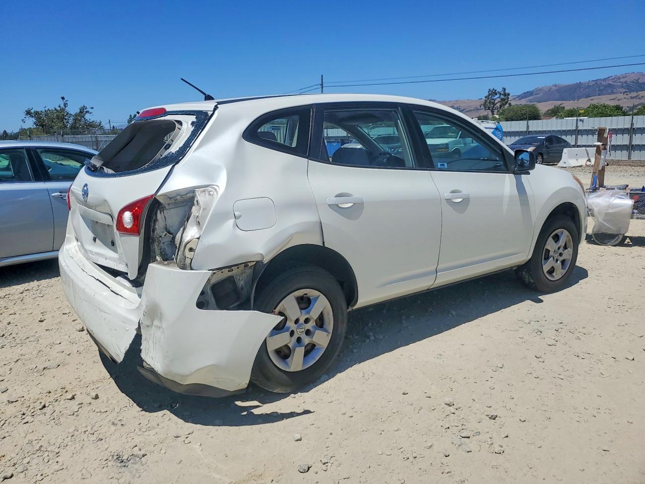 2009 Nissan Rogue S White vin: JN8AS58T59W325798