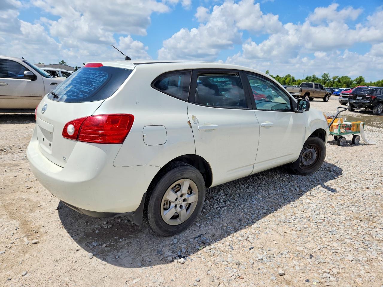 2009 Nissan Rogue S White vin: JN8AS58T79W328251