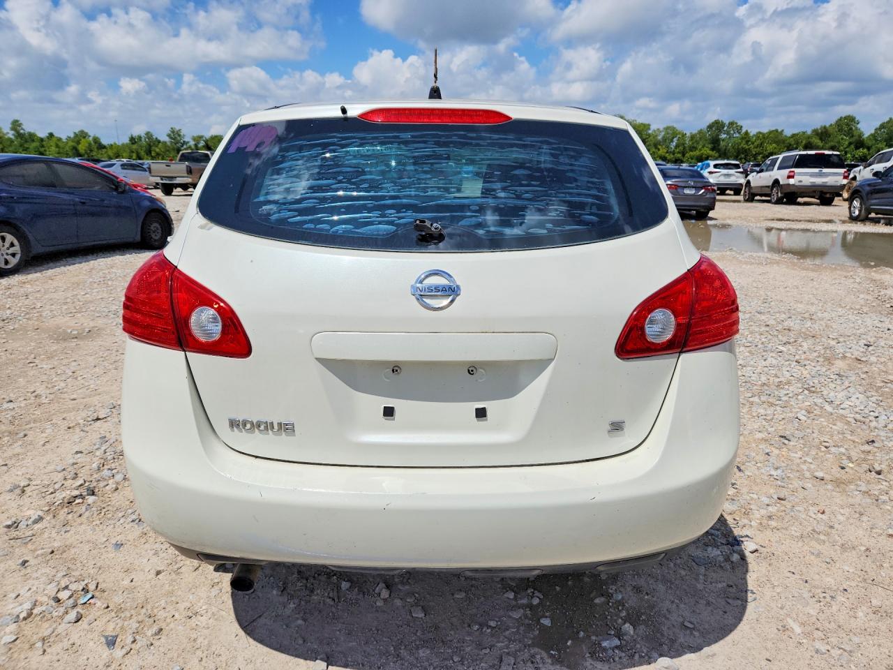 2009 Nissan Rogue S White vin: JN8AS58T79W328251