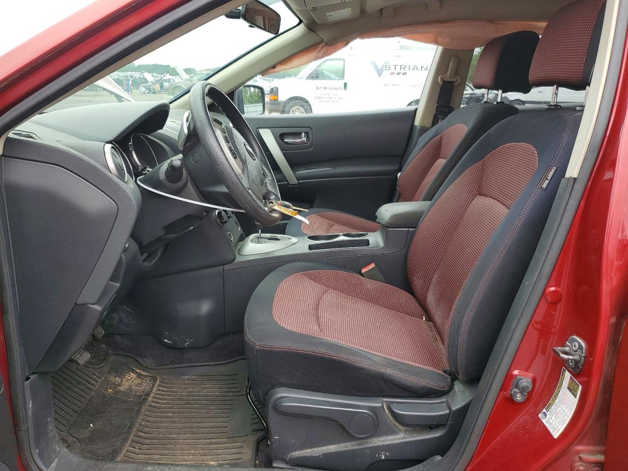 2008 Nissan Rogue S Red vin: JN8AS58TX8W009490