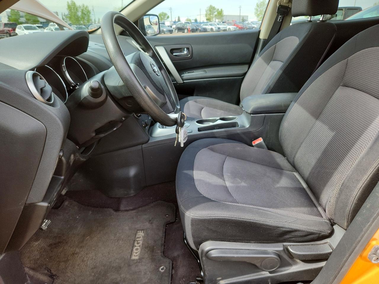 2008 Nissan Rogue S Orange vin: JN8AS58TX8W012275