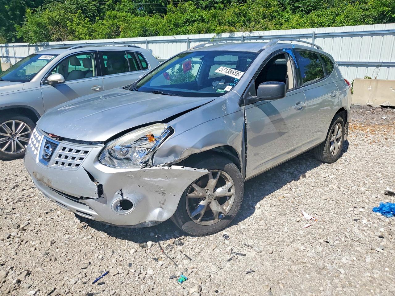 2008 Nissan Rogue Silver vin: JN8AS58V08W122785