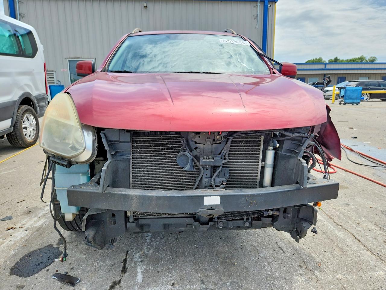 2008 Nissan Rogue S Red vin: JN8AS58V08W126769