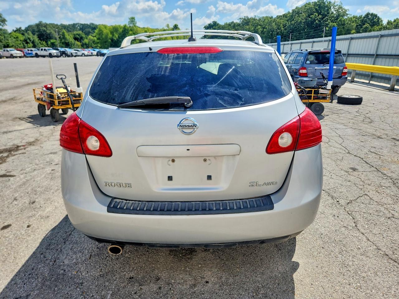 2008 Nissan Rogue S Silver vin: JN8AS58V08W401444
