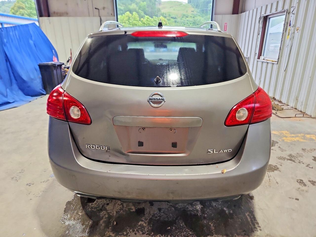 2009 Nissan Rogue S Silver vin: JN8AS58V09W447826