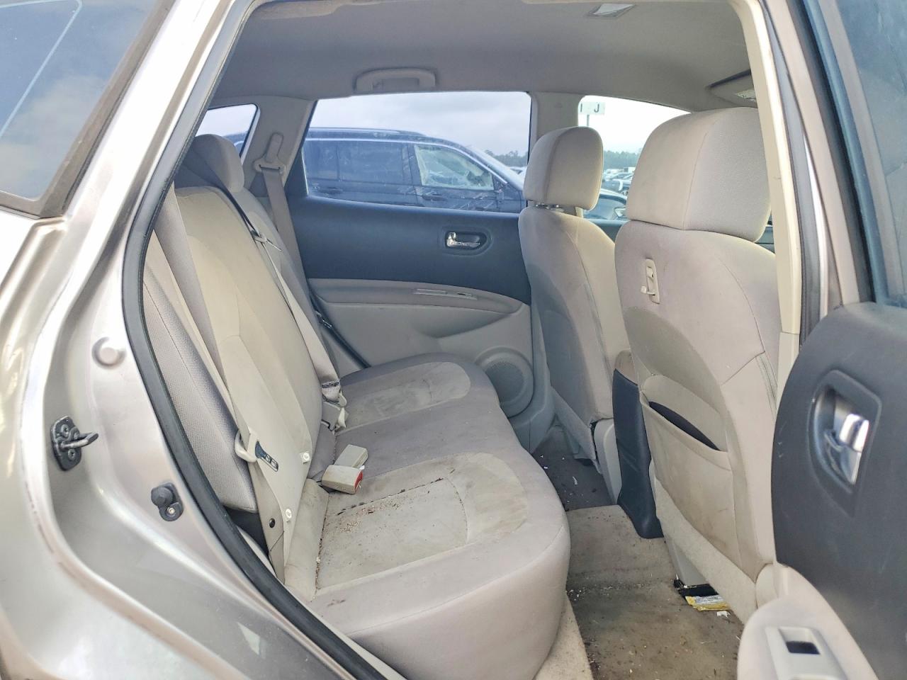 2009 Nissan Rogue S Silver vin: JN8AS58V09W447924