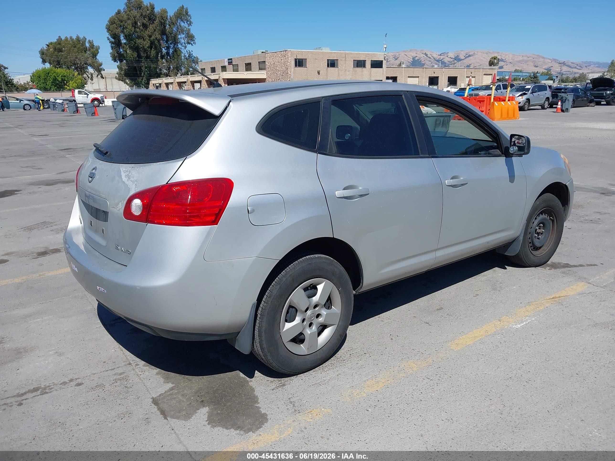 2008 Nissan Rogue S Silver vin: JN8AS58V28W134940