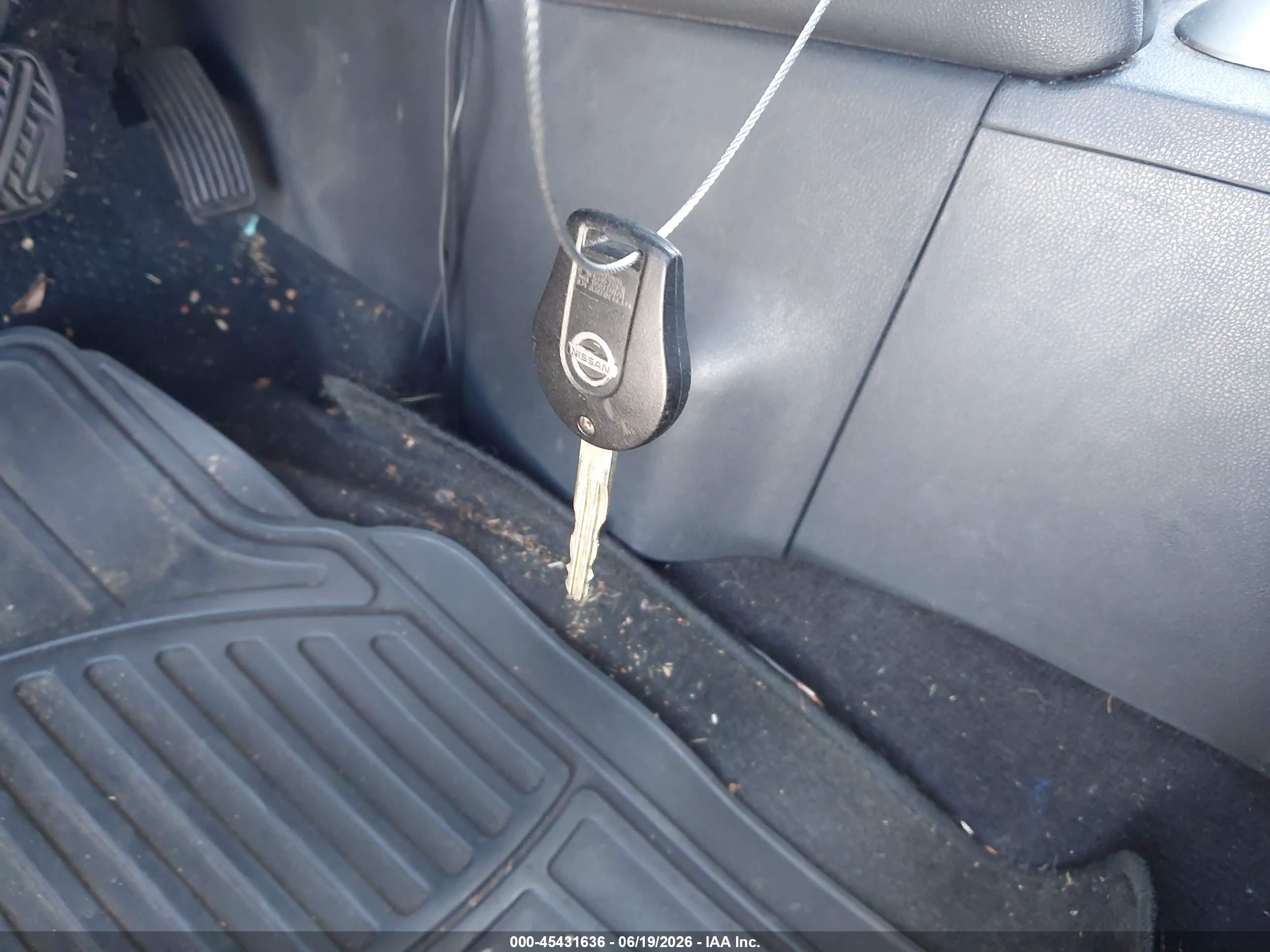 2008 Nissan Rogue S Silver vin: JN8AS58V28W134940