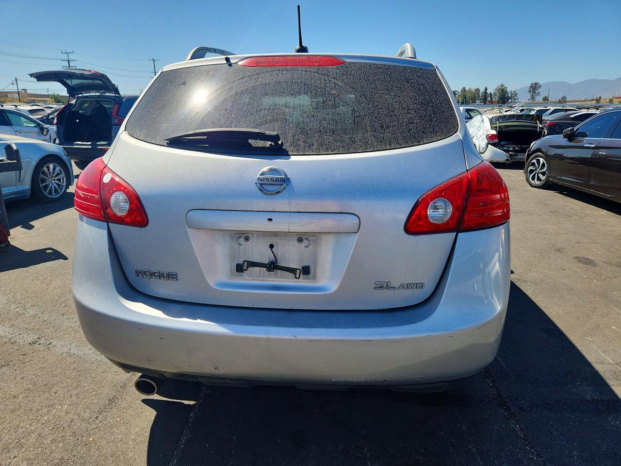 2008 Nissan Rogue S Silver vin: JN8AS58V28W400473