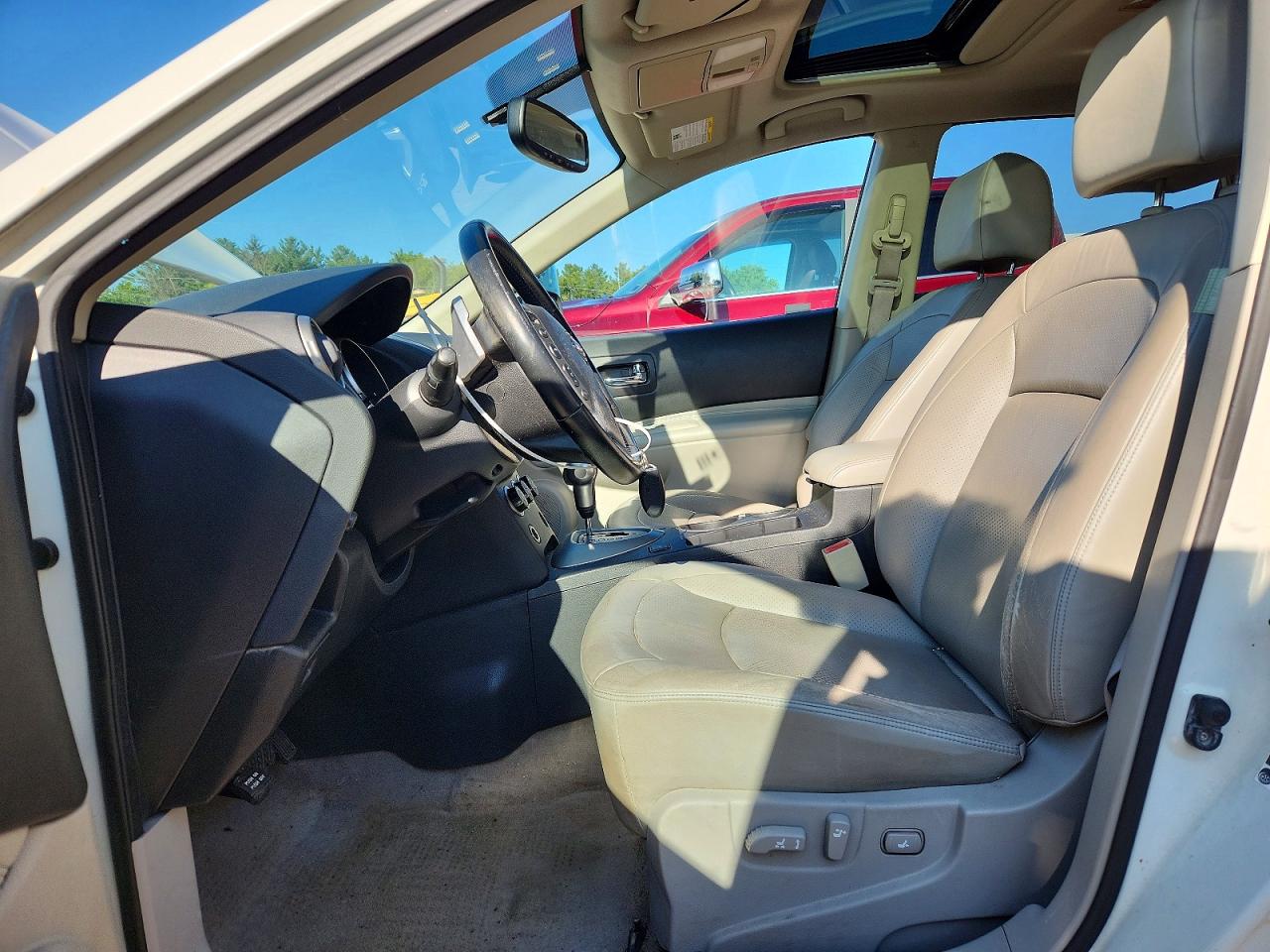 2009 Nissan Rogue S White vin: JN8AS58V29W167602
