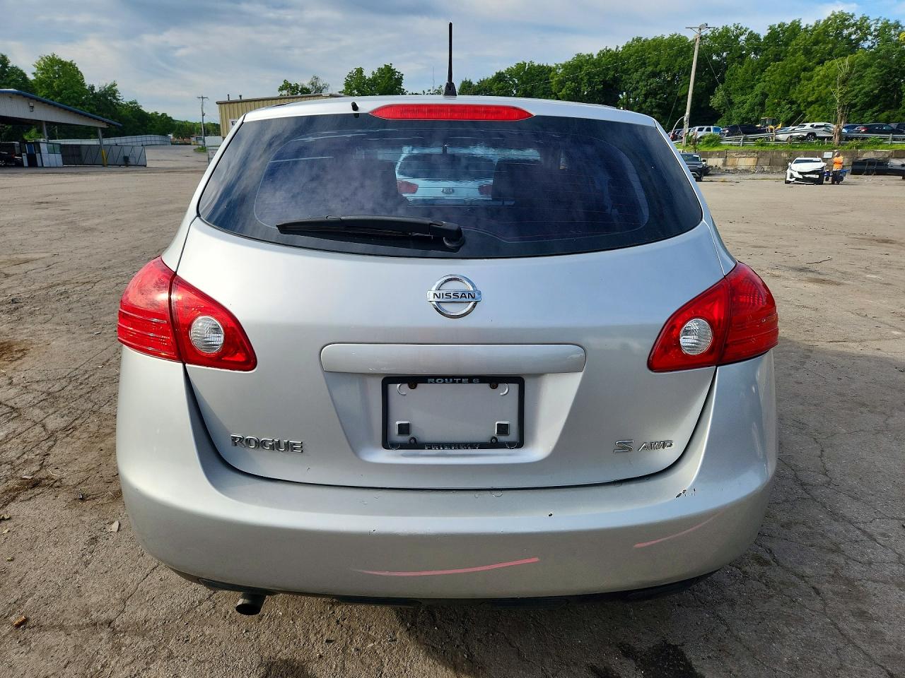 2009 Nissan Rogue S Silver vin: JN8AS58V39W186062