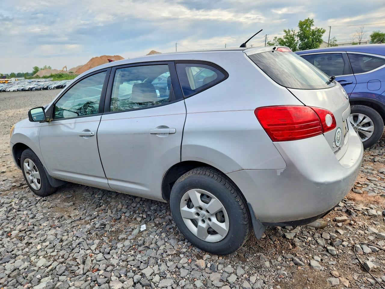 2008 Nissan Rogue S Silver vin: JN8AS58V48W410132
