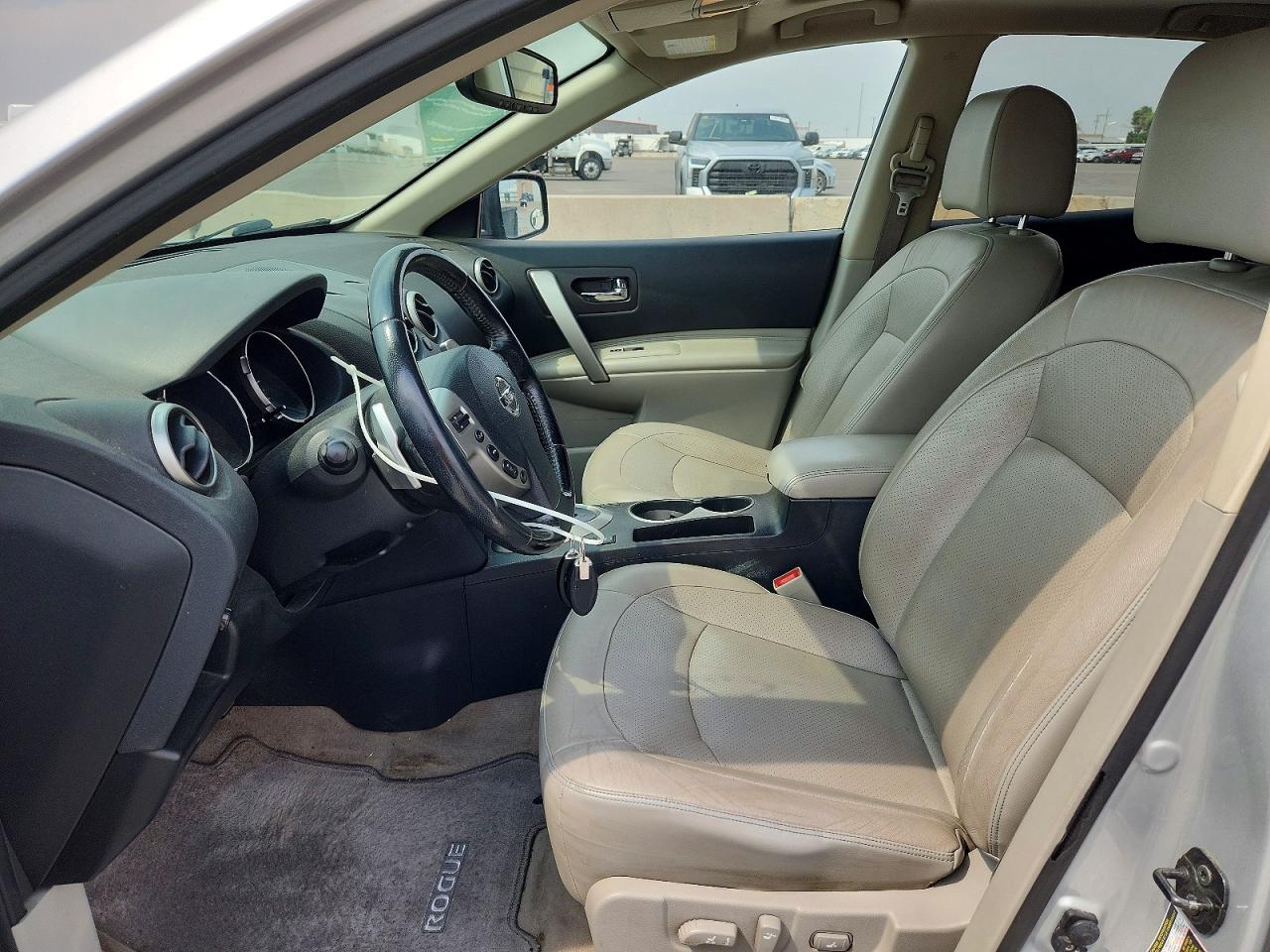 2008 Nissan Rogue S Silver vin: JN8AS58V68W120264