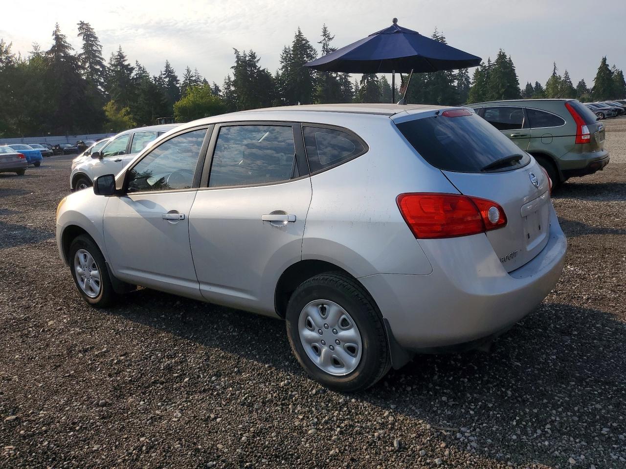 2008 Niss Rogue S Silver vin: JN8AS58V68W409791