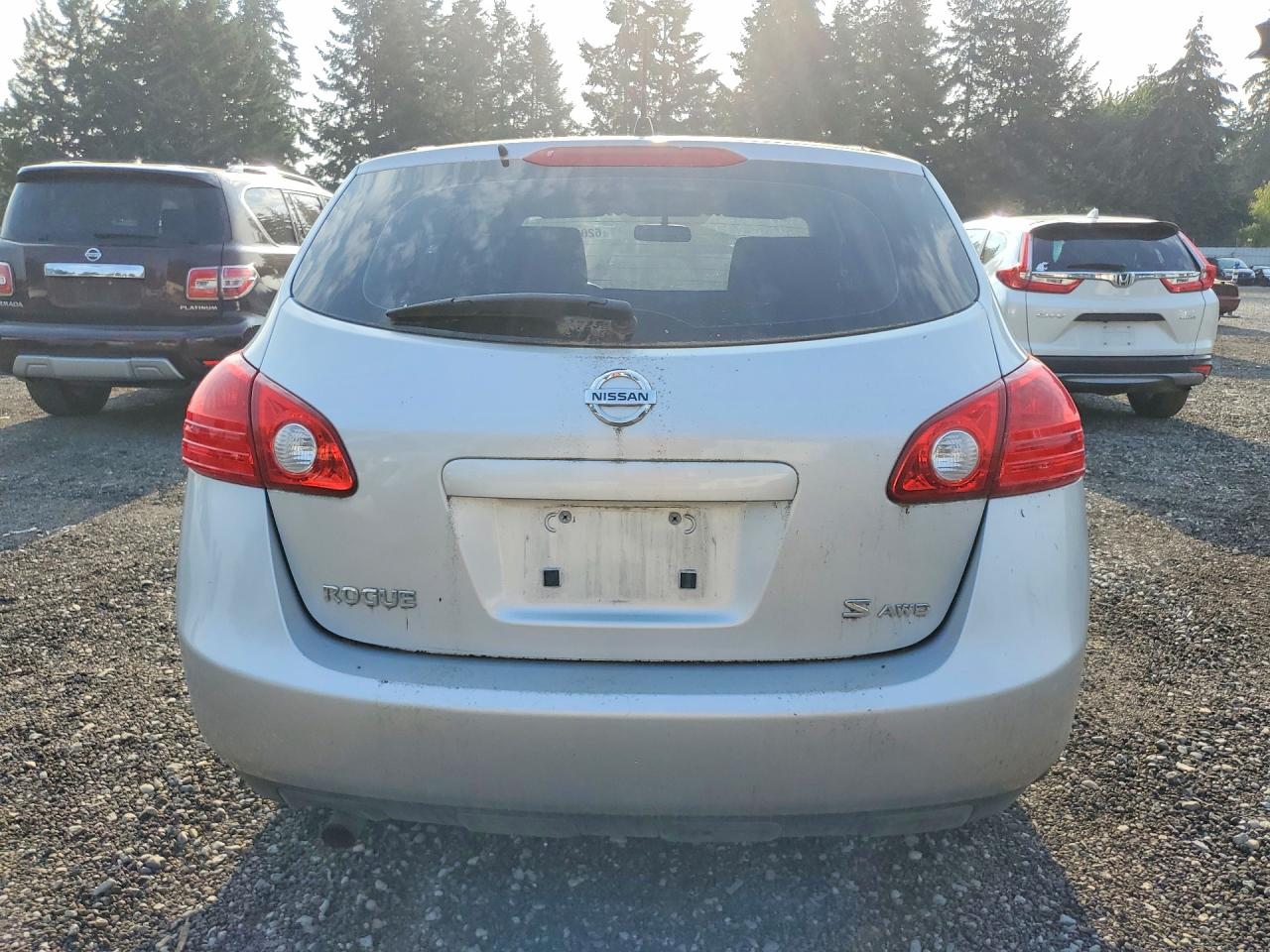 2008 Niss Rogue S Silver vin: JN8AS58V68W409791