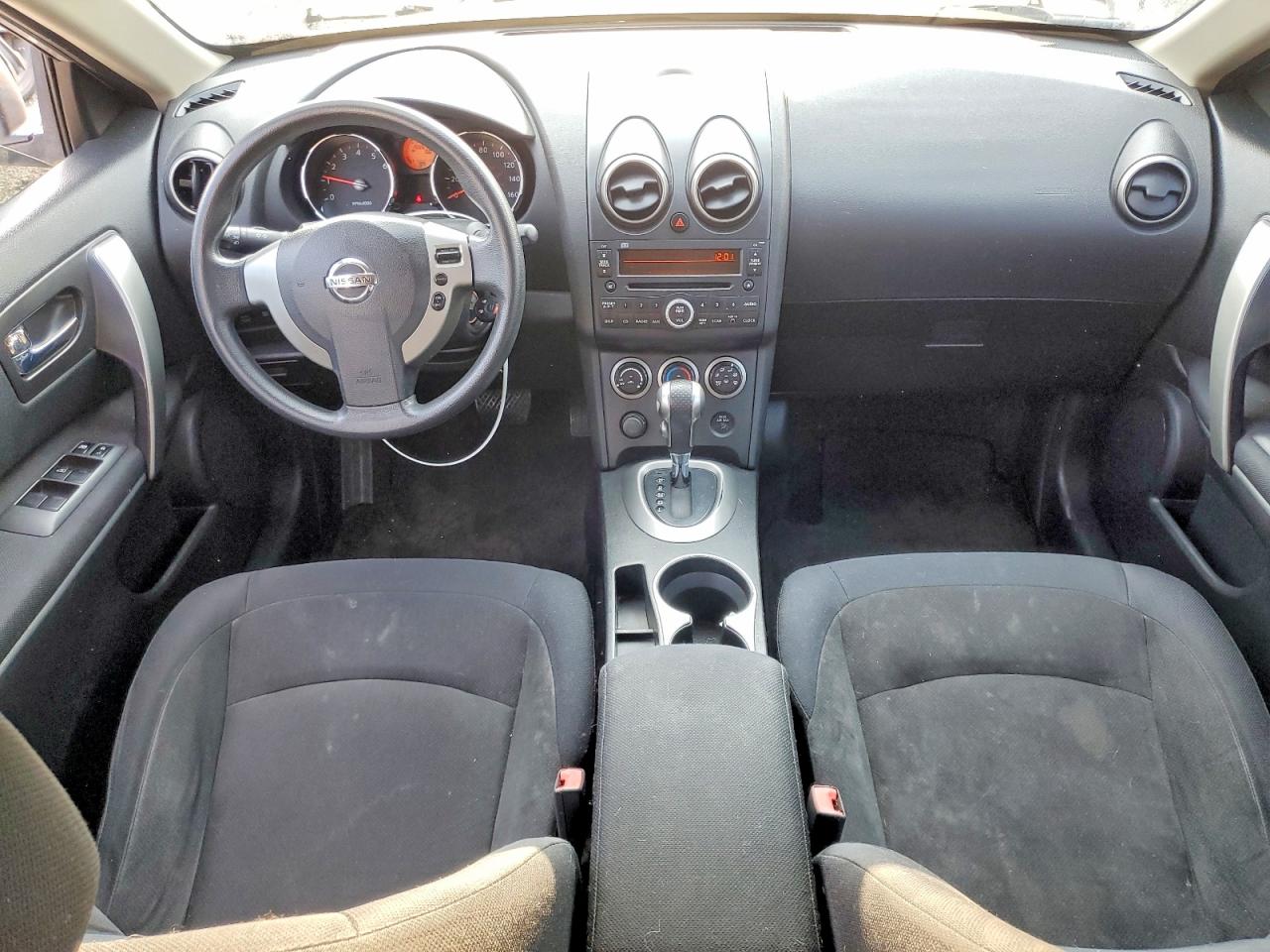2008 Niss Rogue S Silver vin: JN8AS58V68W409791