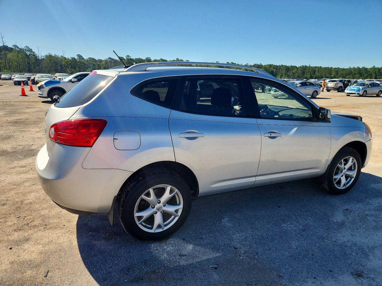 2009 Nissan Rogue S Silver vin: JN8AS58V79W176571