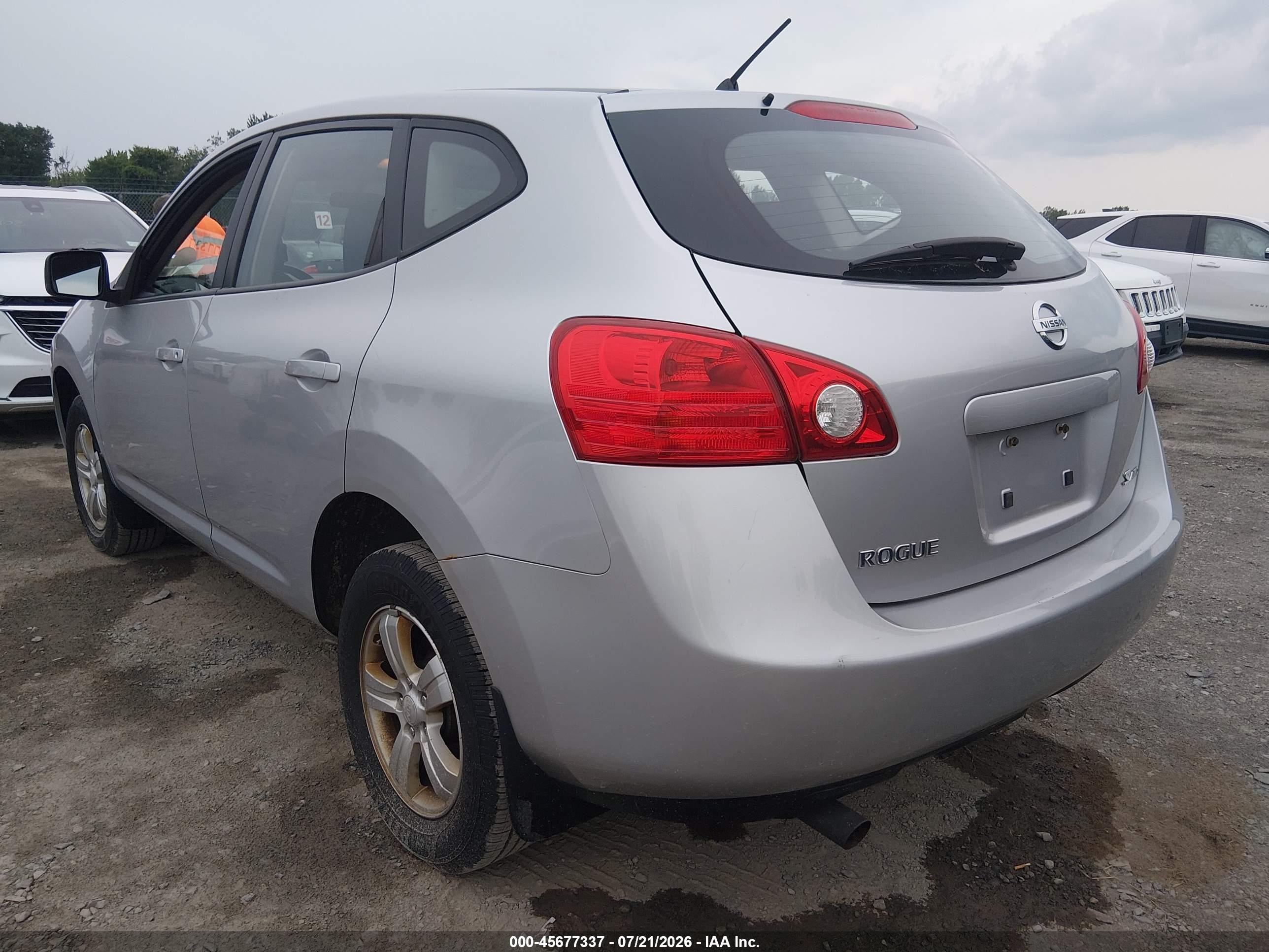 2009 Nissan Rogue S Silver vin: JN8AS58V79W177588