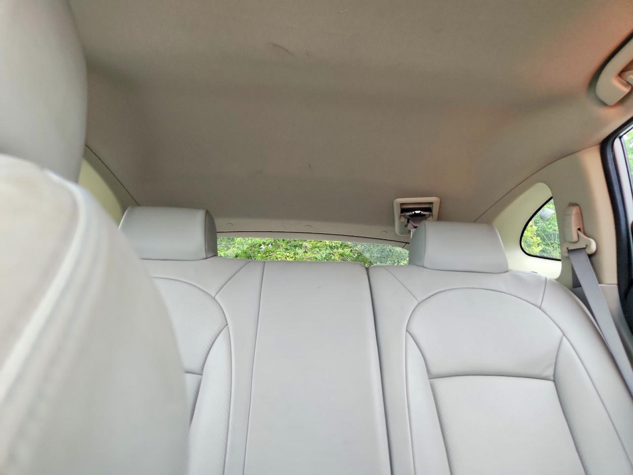 2009 Nissan Rogue S Silver vin: JN8AS58V79W191605
