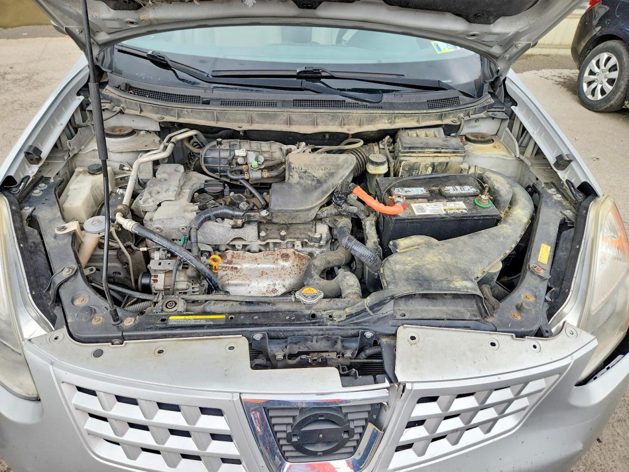 2009 Nissan Rogue S Silver vin: JN8AS58V79W191605