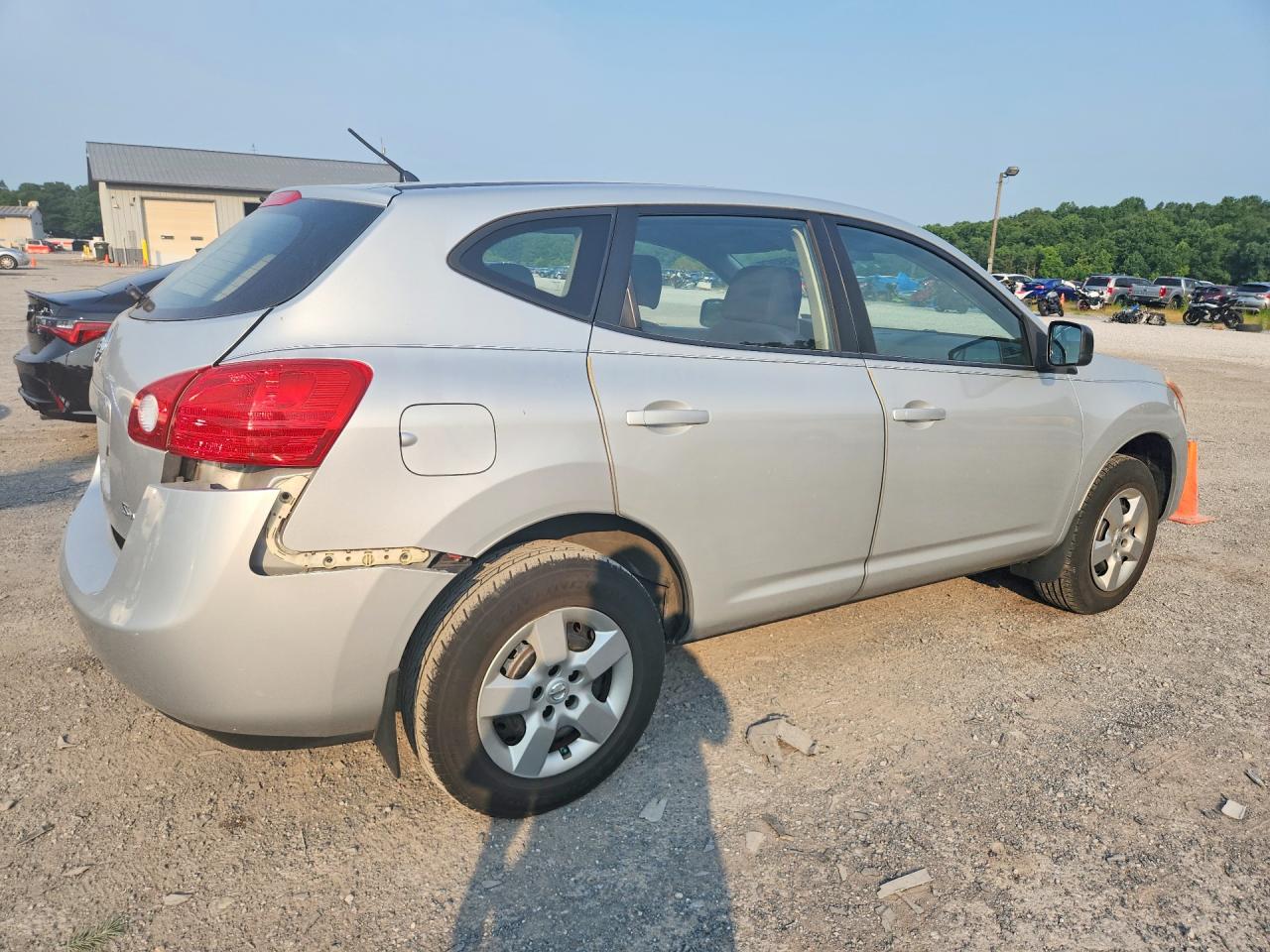 2009 Nissan Rogue S Silver vin: JN8AS58V79W448102