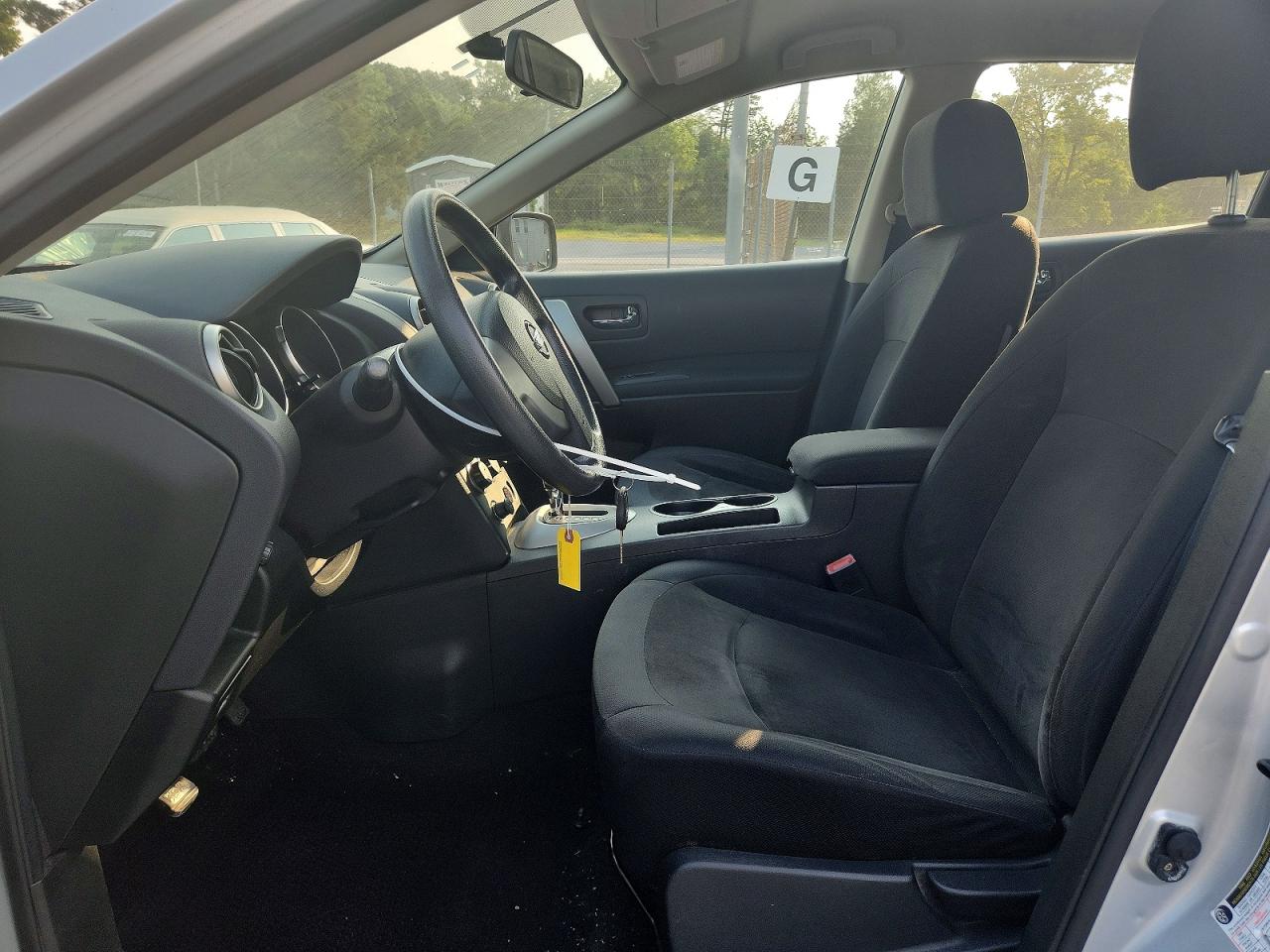 2009 Nissan Rogue S Silver vin: JN8AS58V79W448102