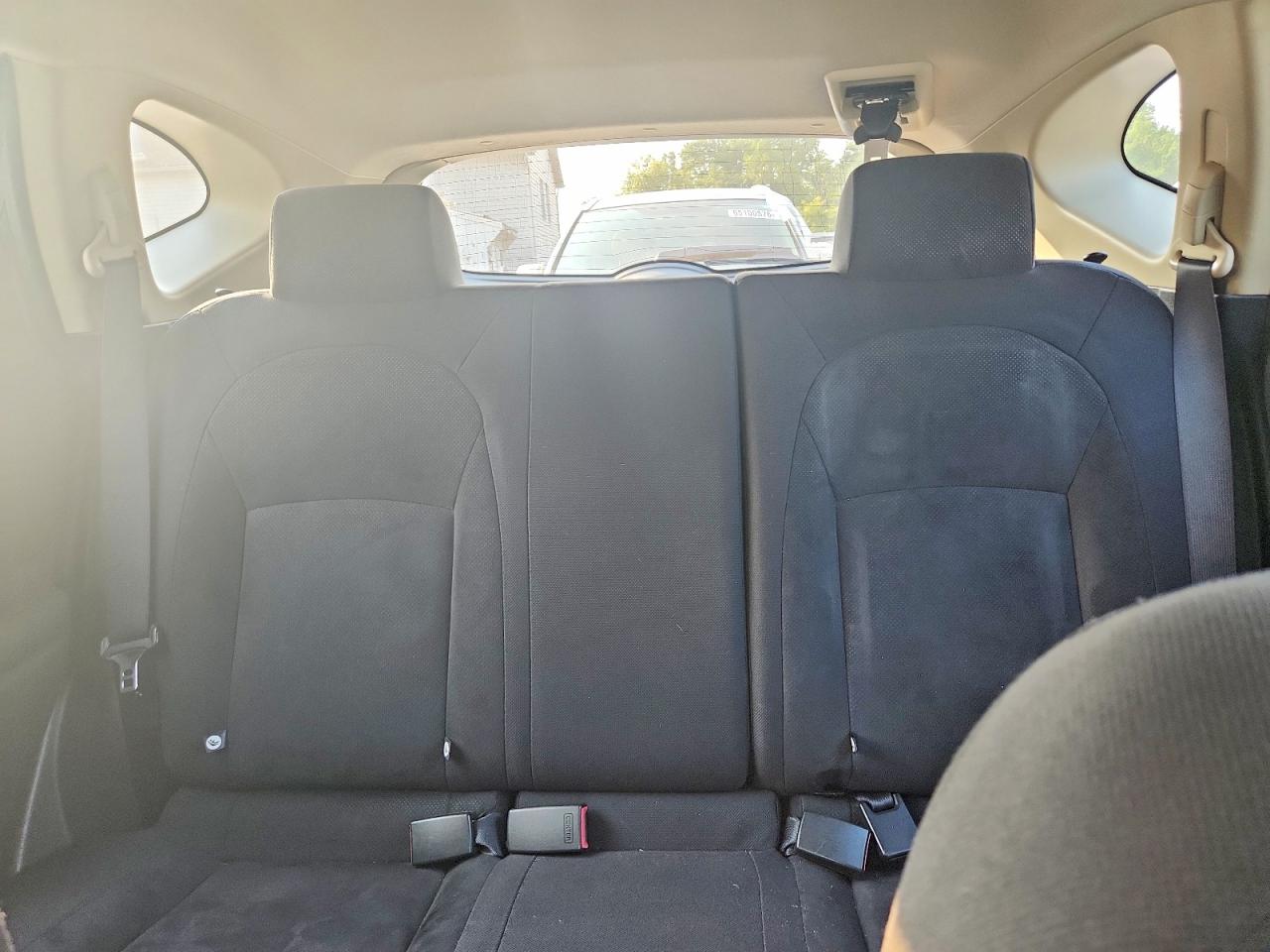 2009 Nissan Rogue S Silver vin: JN8AS58V79W448102
