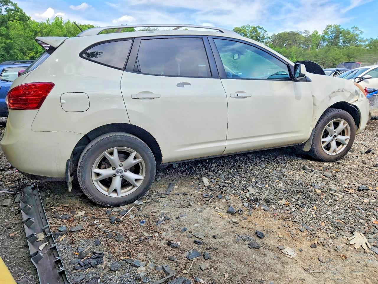 2009 Nissan Rogue S White vin: JN8AS58V89W439134