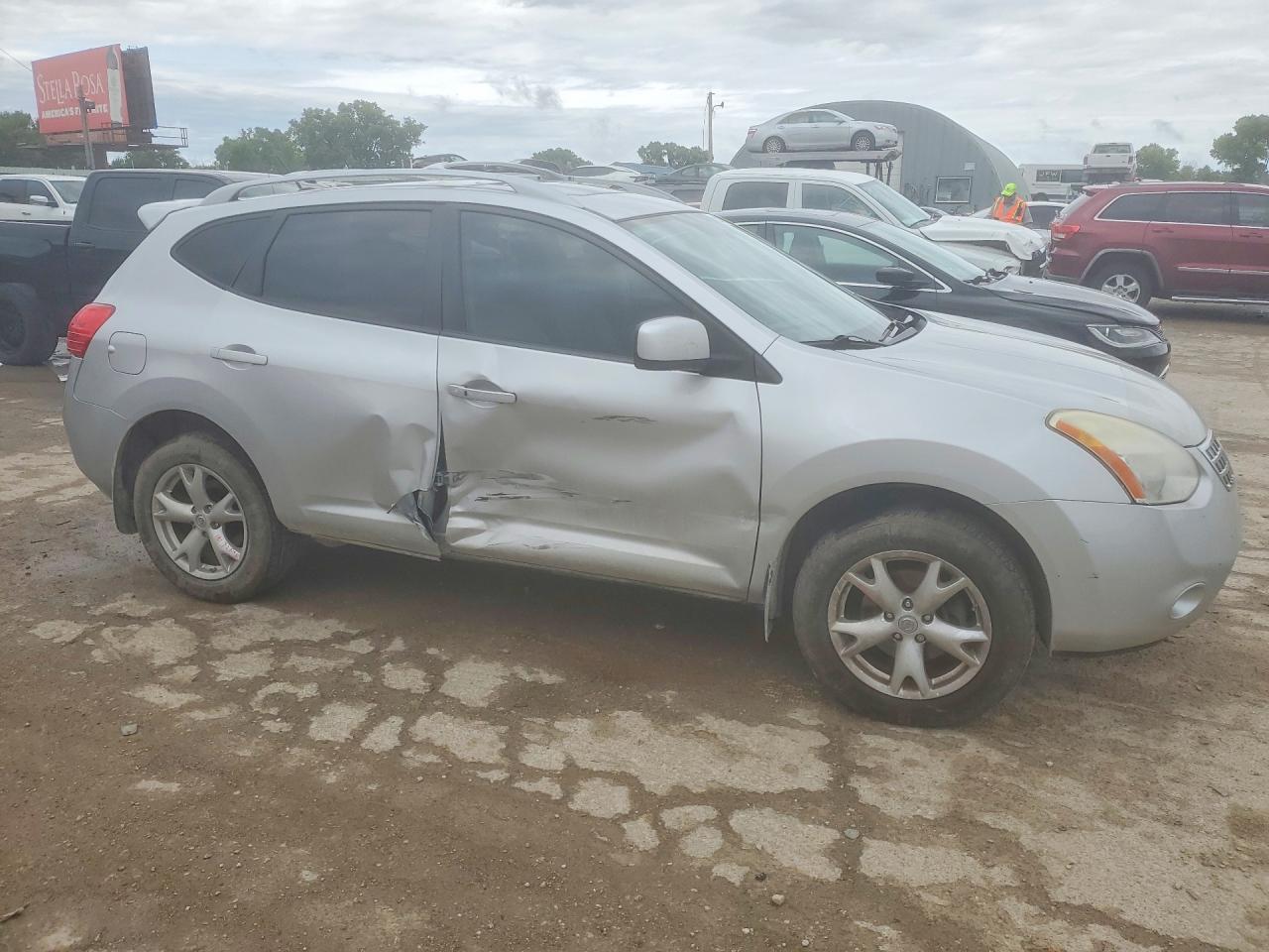 2008 Nissan Rogue S Silver vin: JN8AS58VX8W144082