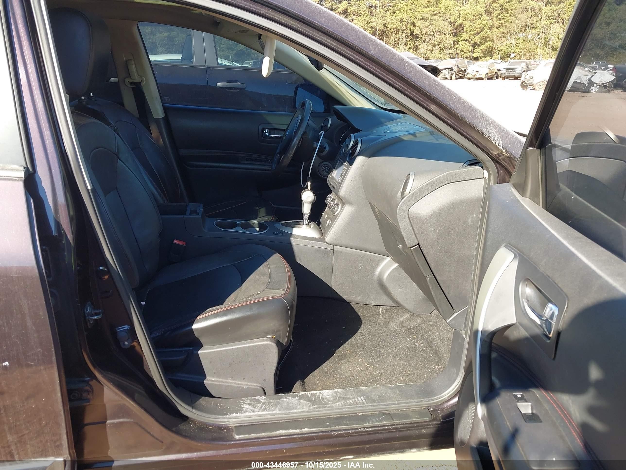 2011 Nissan Rogue S/sv/krom Фиолетовый vin: JN8AS5MT6BW166950