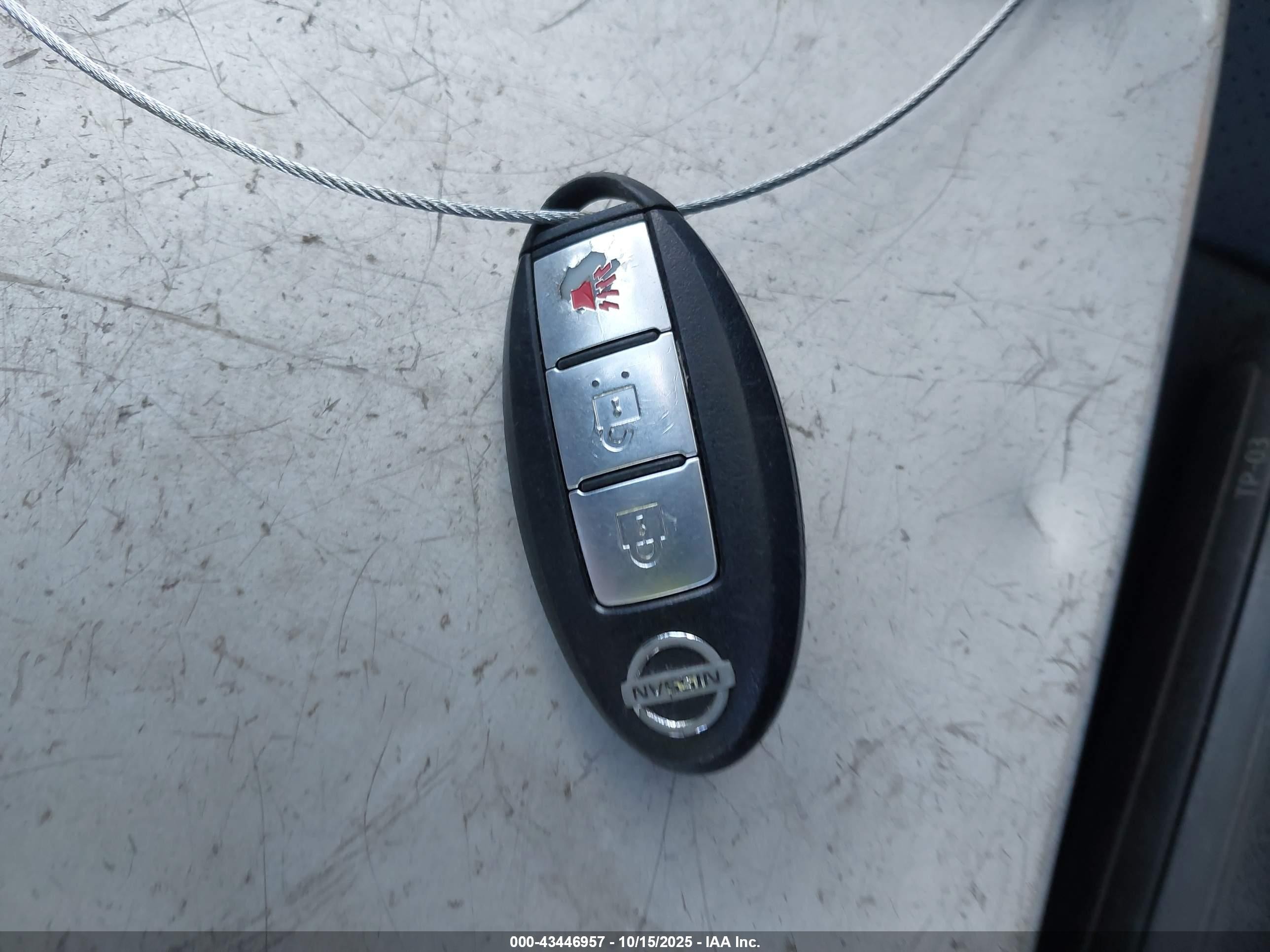 2011 Nissan Rogue S/sv/krom Фиолетовый vin: JN8AS5MT6BW166950